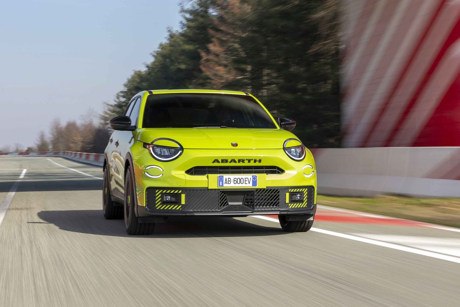 Abarth 600e 2024 - exterior, front view