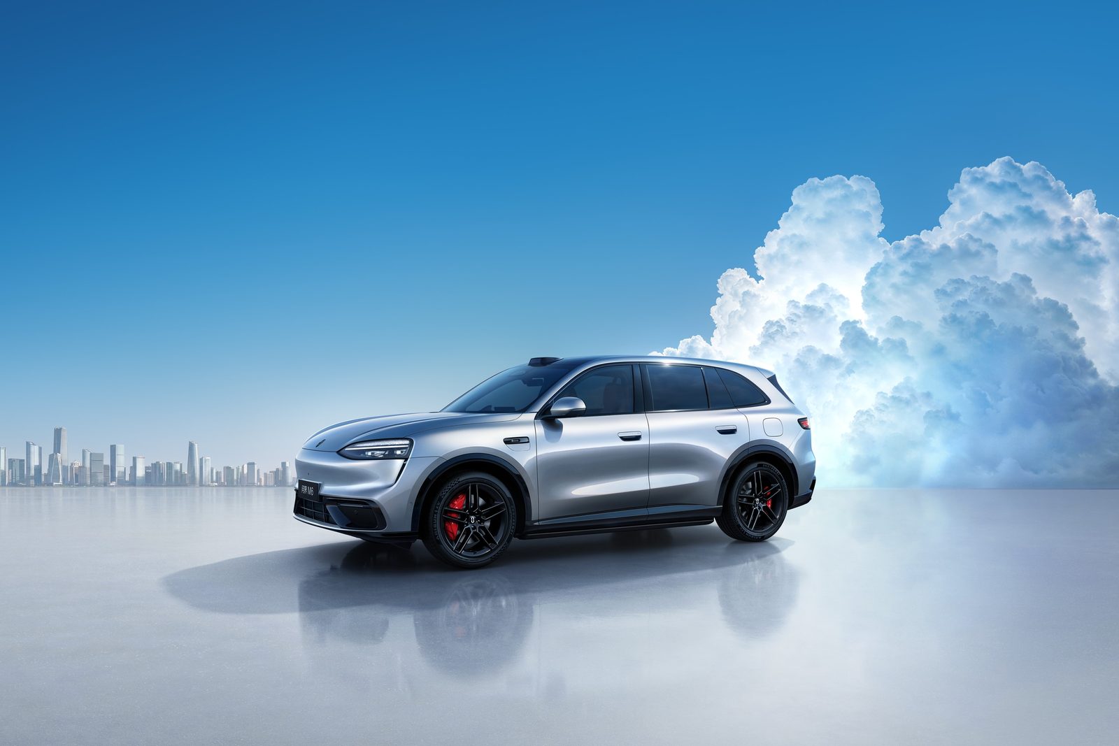 AITO M6 EV 2026 — главное фото модели, экстерьер, front 3q studio, рынок AITO M6 official family media / EV and EREV visual reference