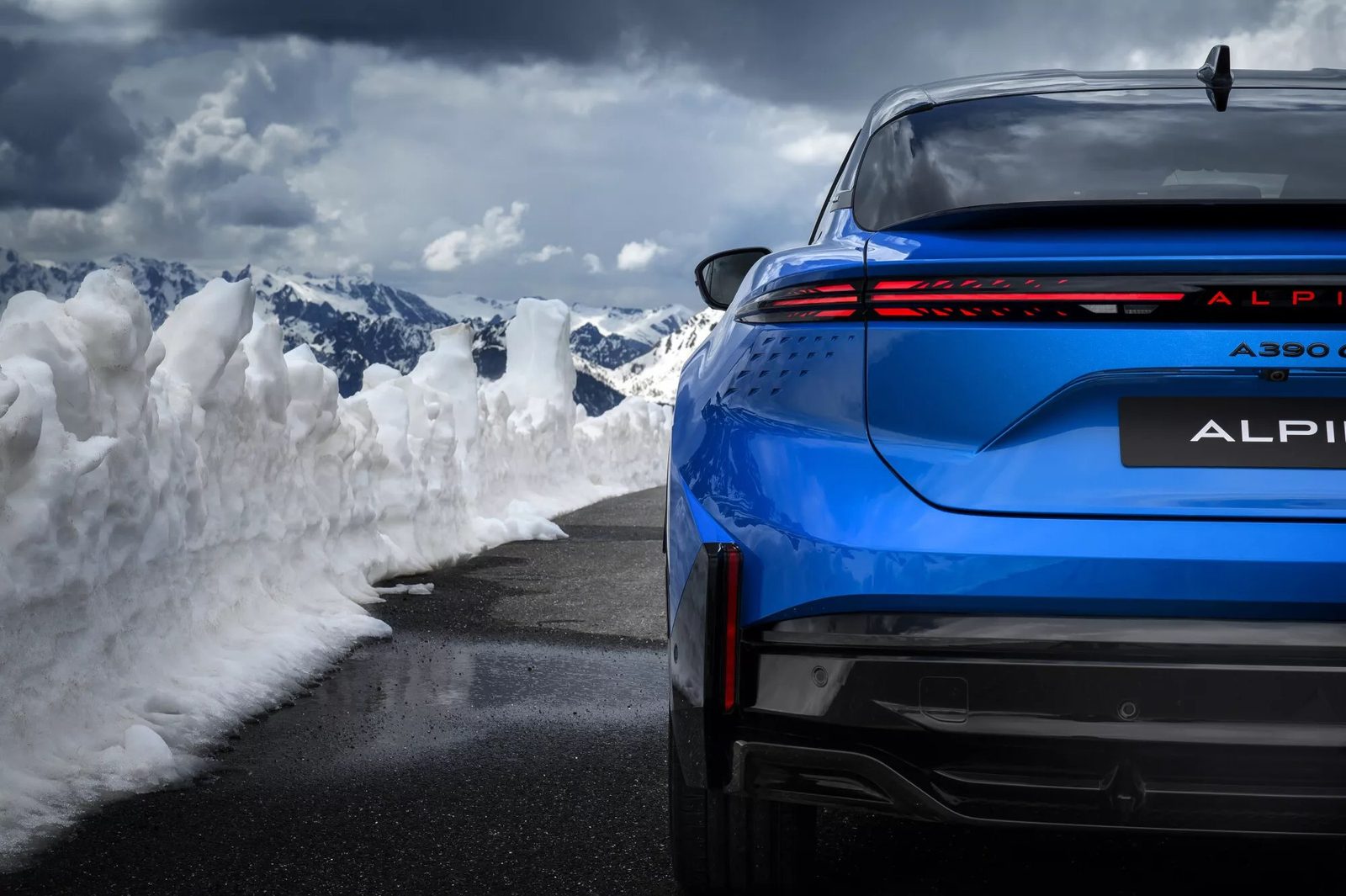 Alpine A390 2025 - exterior, rear view, Global / official market