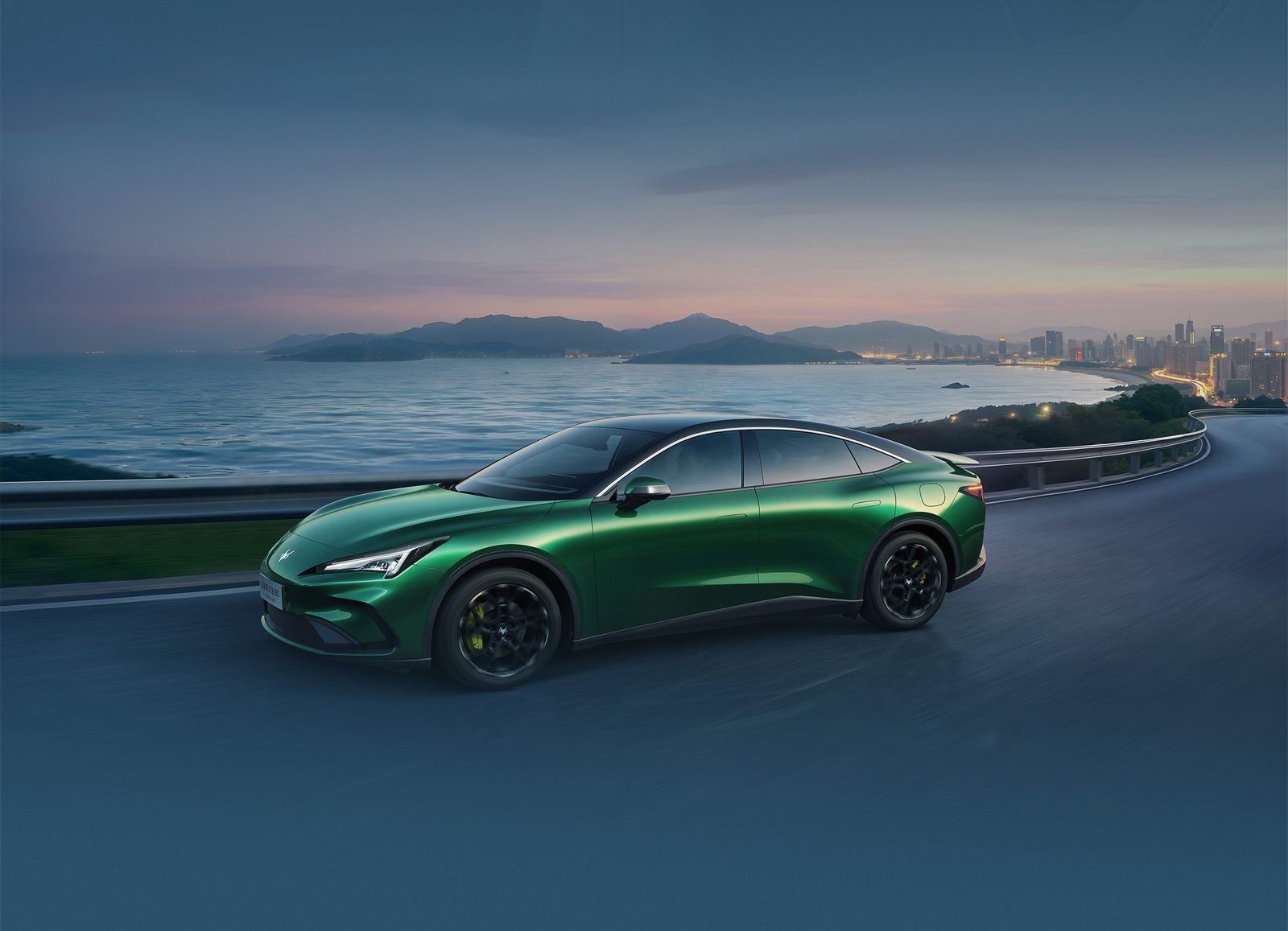 Arcfox Alpha S5 EV 2026 - exterior, front 3q road, China market