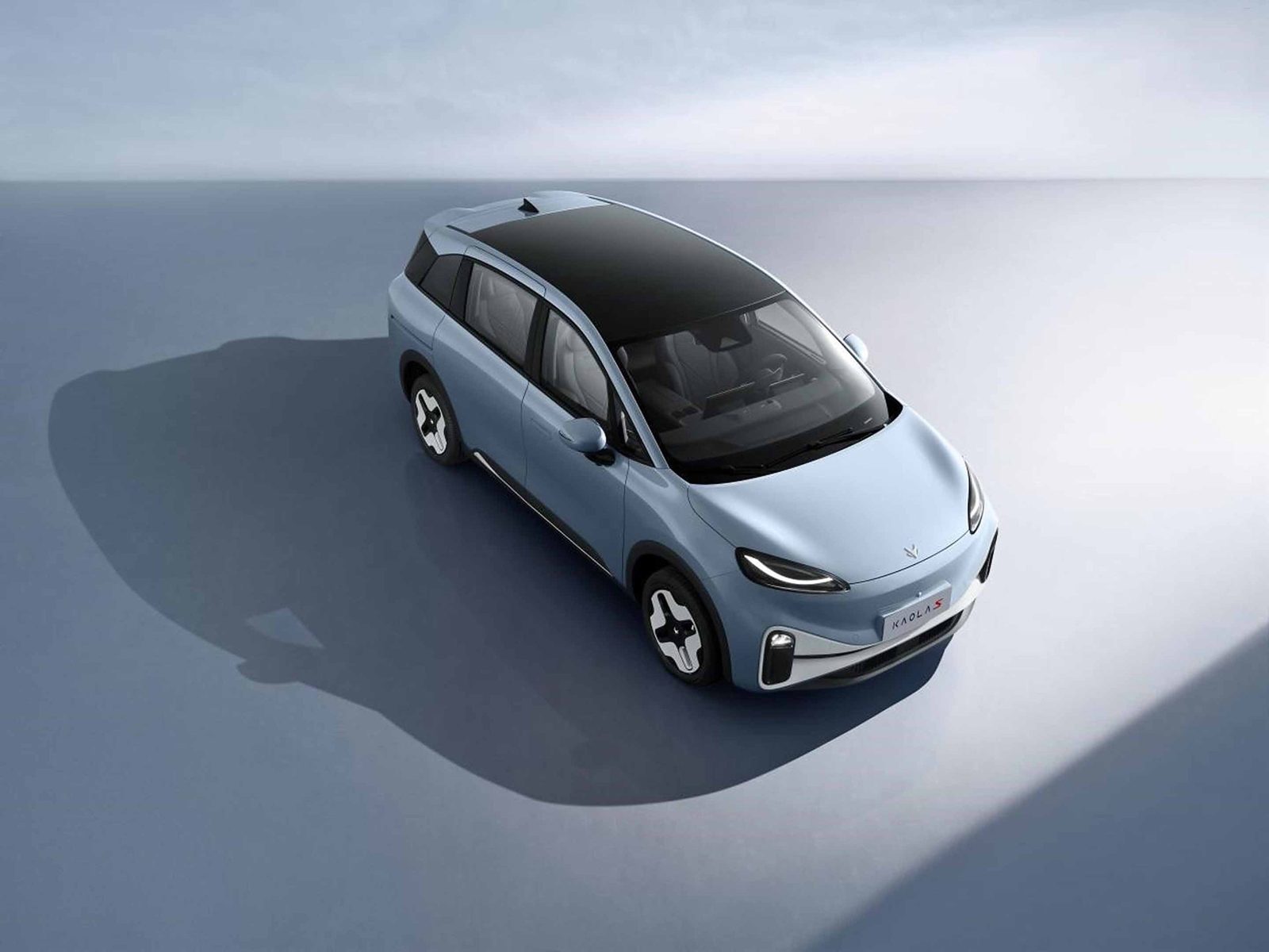 Arcfox Kaola 2025 - exterior, top 3q