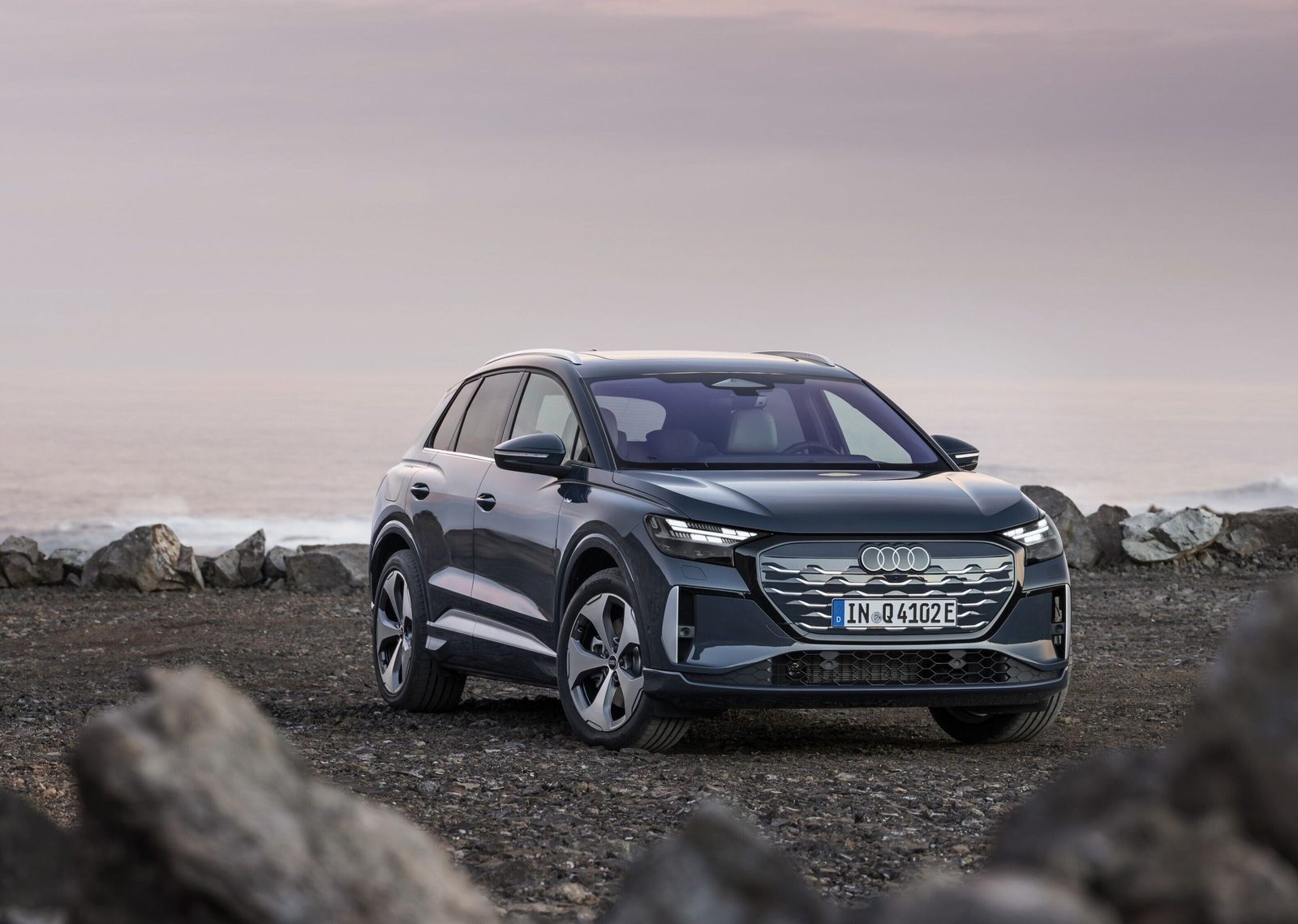 Audi Q4 e-tron Global 2021 - exterior, front three-quarter view, Global / EV Query only market