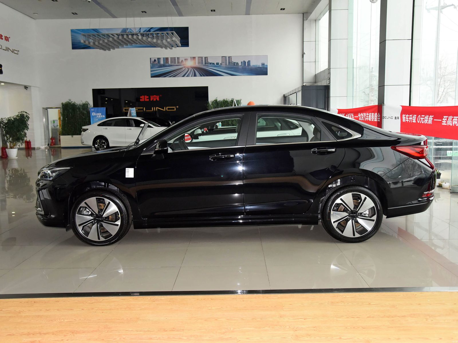 BAIC / Beijing EU7 2022 - exterior, side alt, China / import market