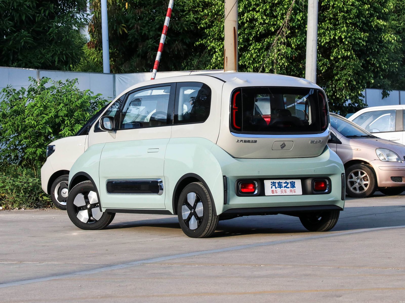 Baojun KiWi EV 2021 - exterior, rear three-quarter view, China / import market
