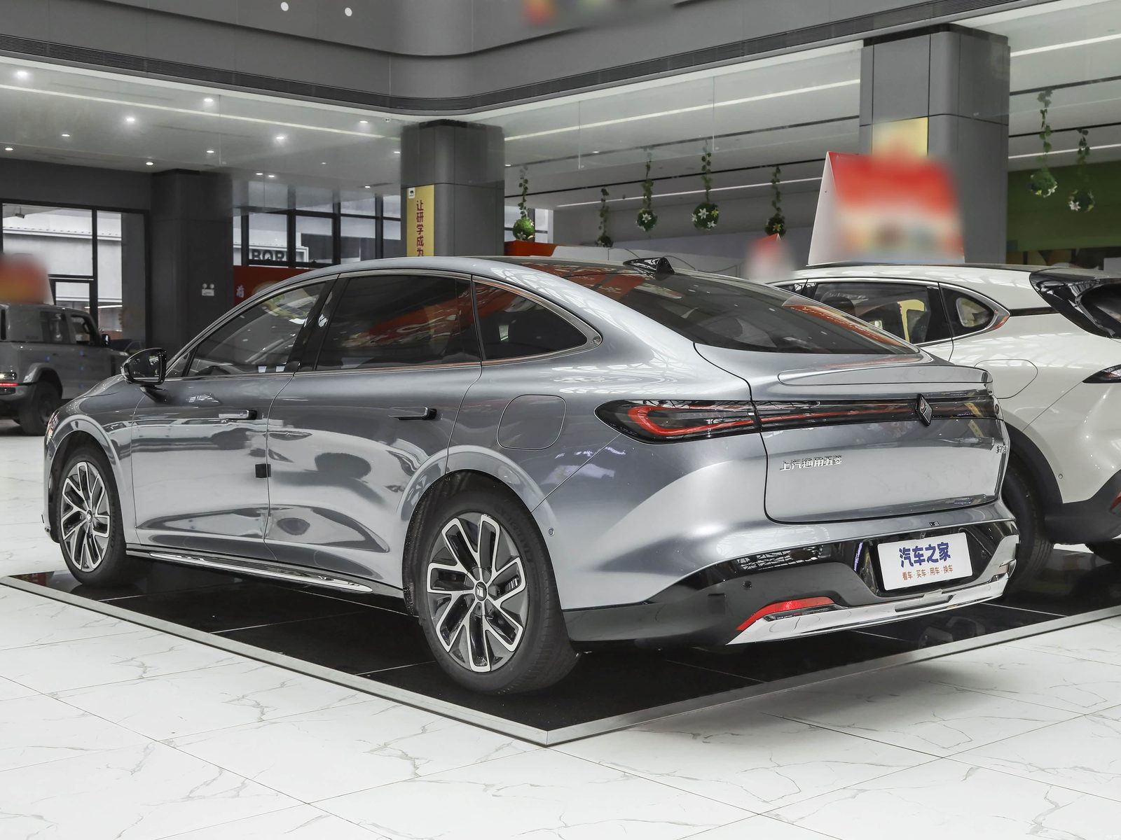 Baojun Xiangjing EV 2025 - exterior, rear three-quarter view, China market