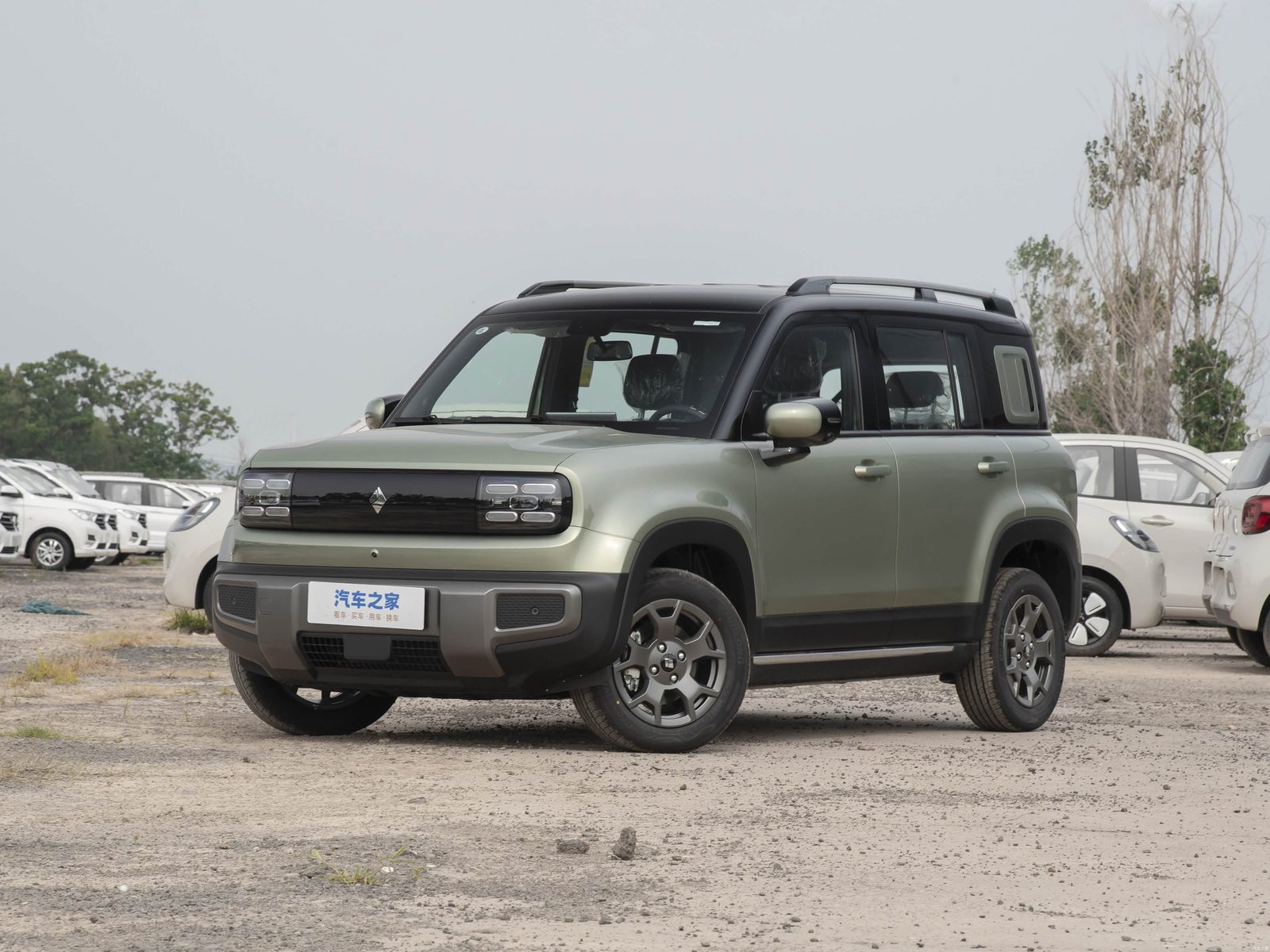 Baojun Yep Plus 2024 - exterior, front 3q color alt, China market