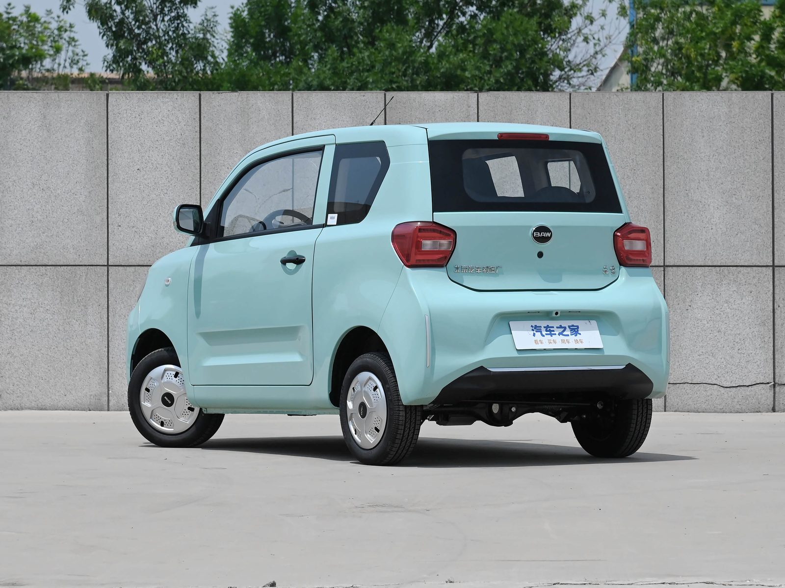 BAW Yuanbao 2022 - exterior, rear three-quarter view, China market