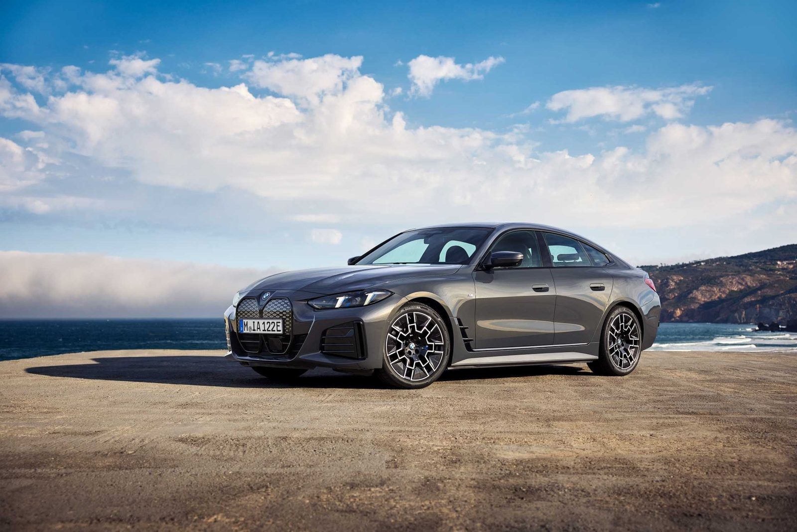 BMW i4 China 2025 - exterior, front three-quarter view, Global market