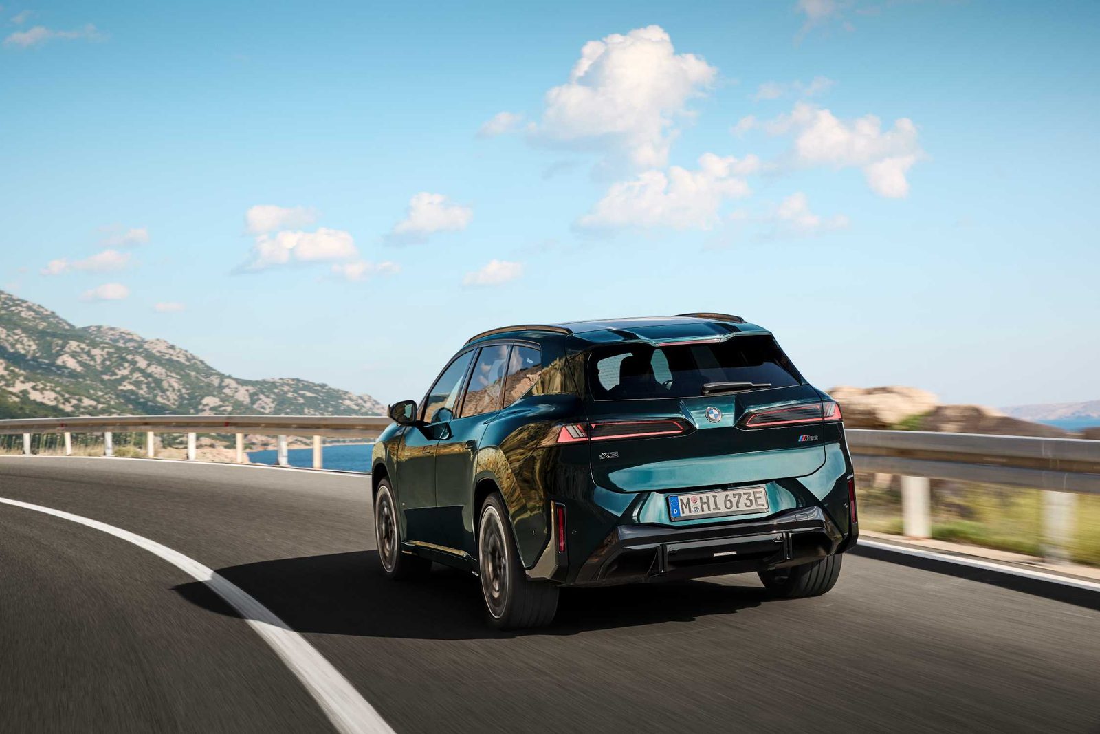 BMW iX3 M60 xDrive Global 2027 - exterior, rear three-quarter view, global NA5 M60 market