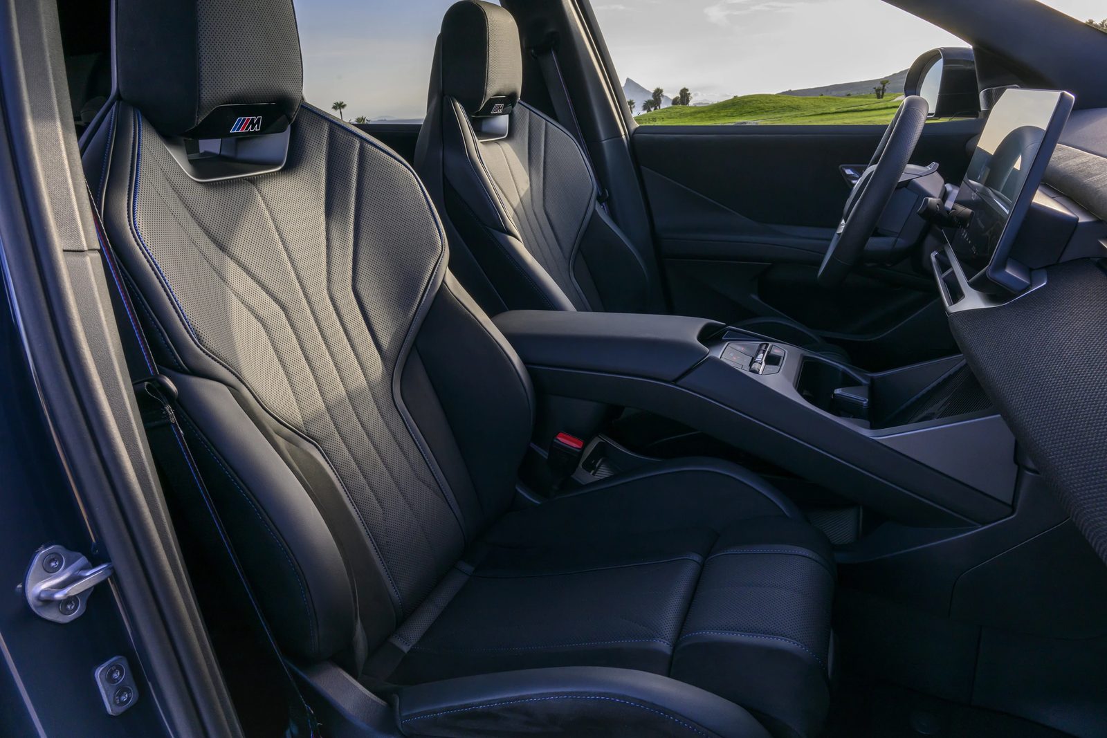 BMW iX3 Neue Klasse Global 2026 - interior, front seats lhd, Europe NA5 50 xDrive LHD market