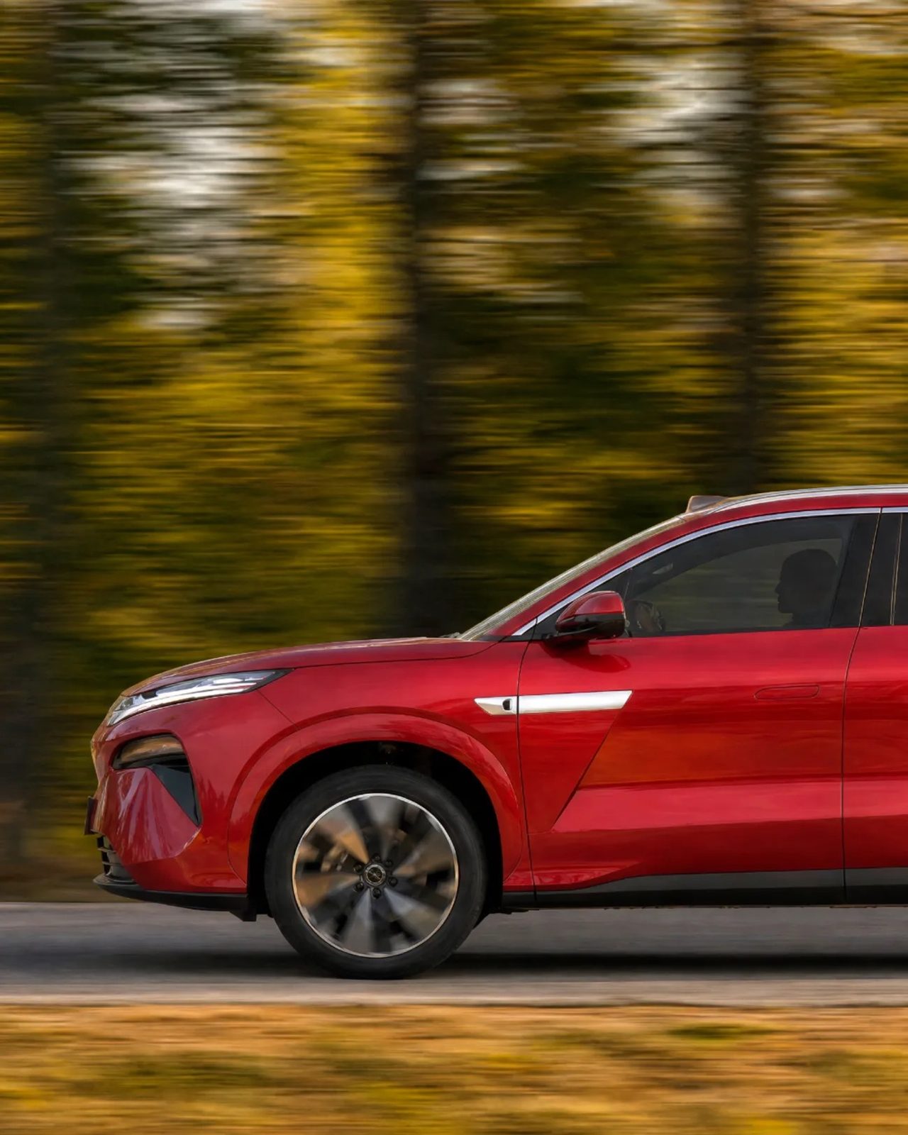 BYD ATTO 8 EV Europe 2027 - exterior, front side driving
