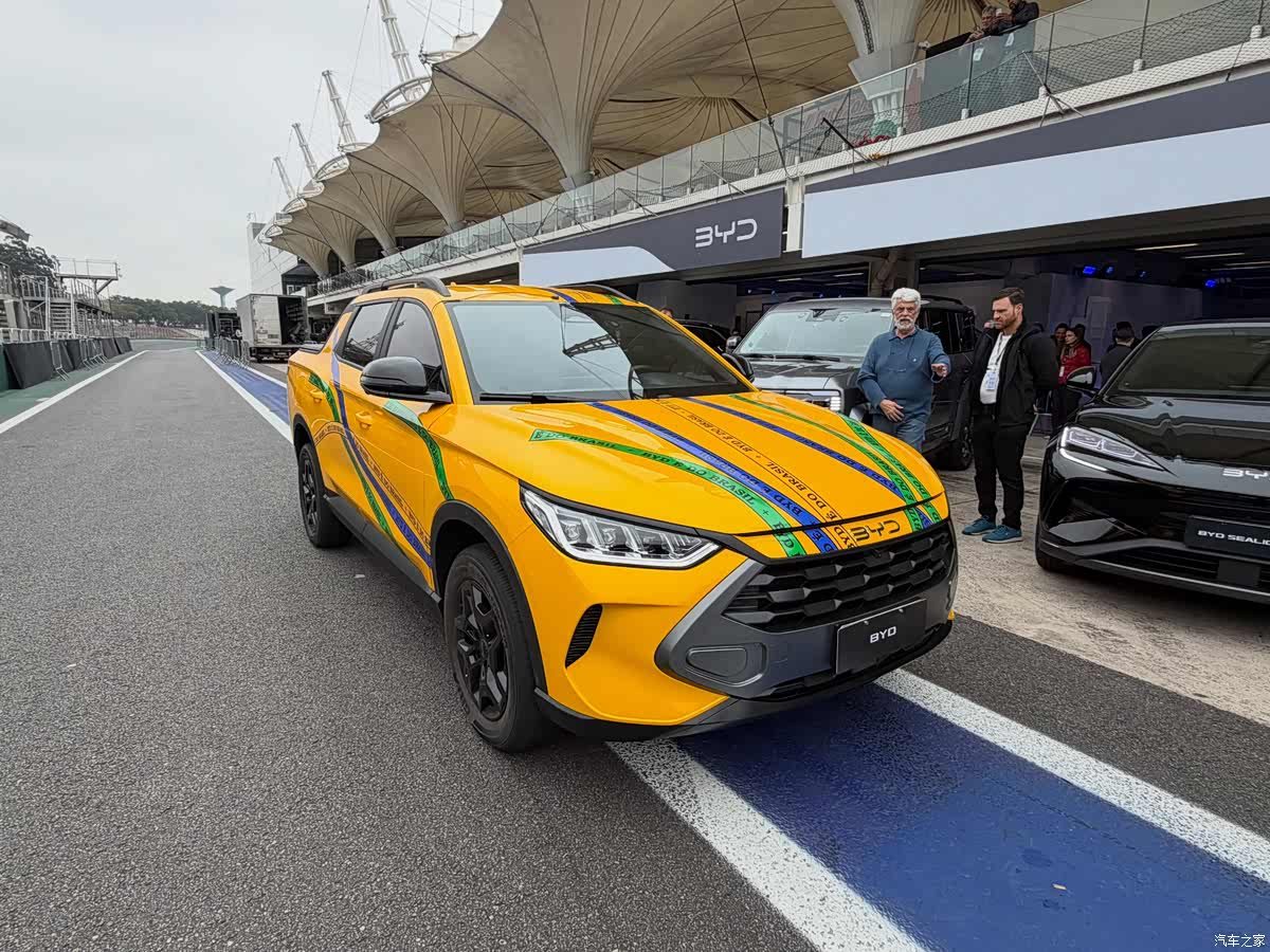 BYD Mako PHEV 2026 - exterior, front three-quarter view, Brazil reveal market