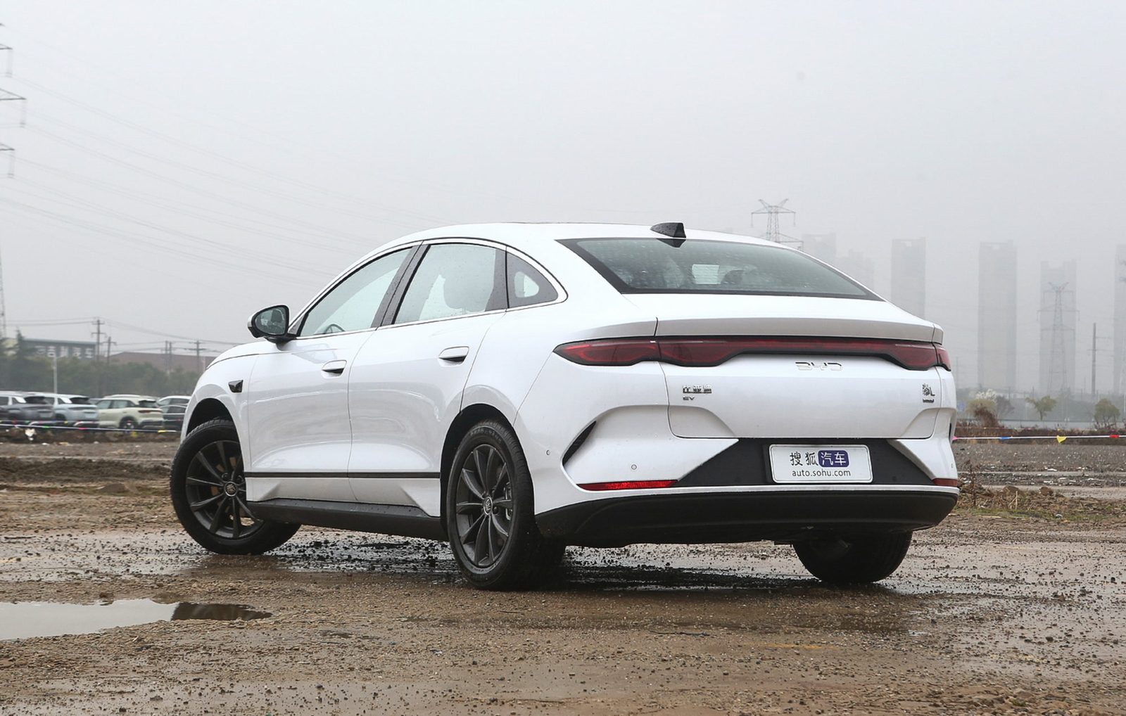 BYD Qin L EV 2025 - exterior, rear three-quarter view, China / import visual reference market