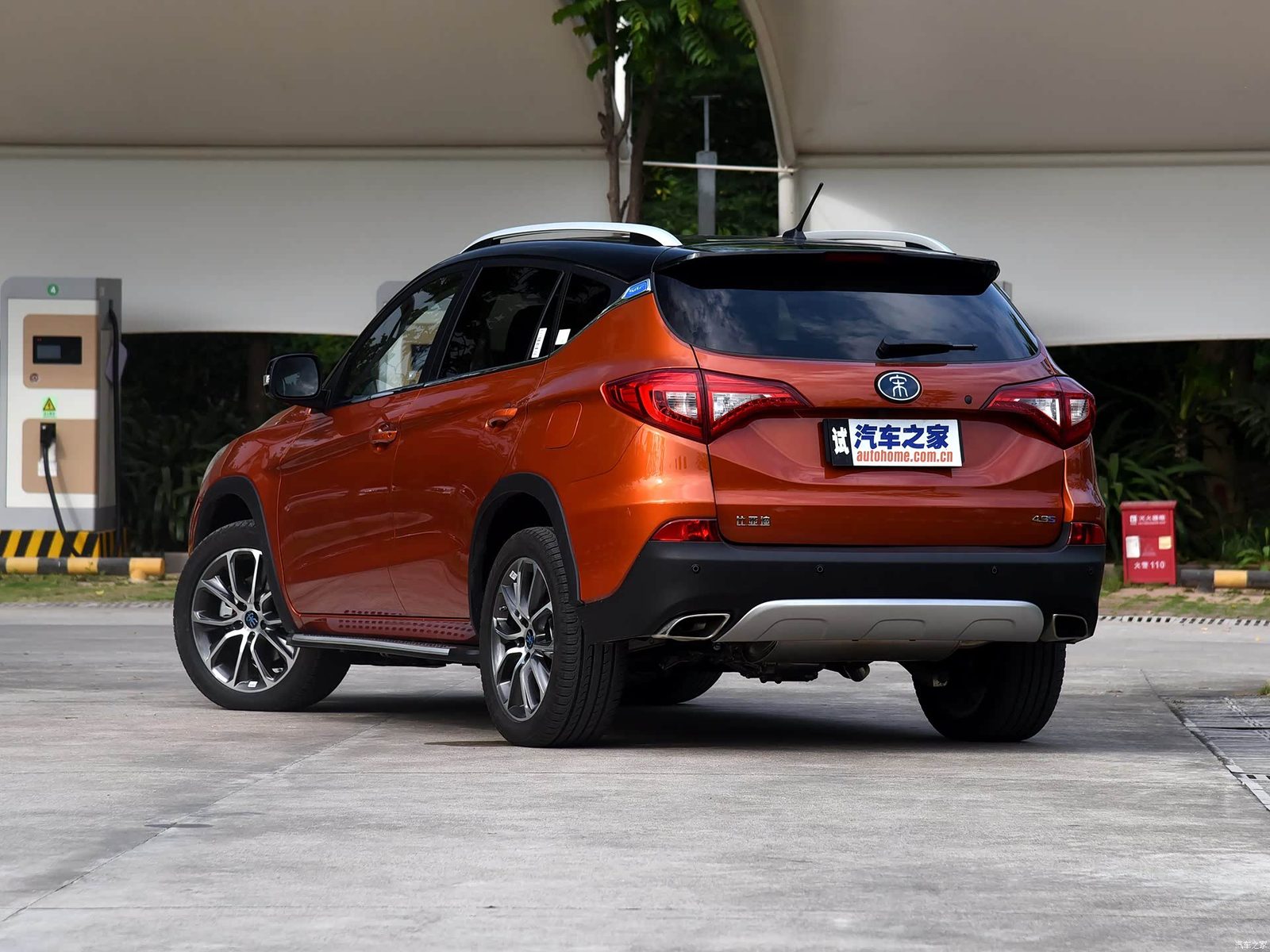 BYD Song First Generation Legacy Reference 2015 - exterior, rear three-quarter view, China archive exact-specification reference market