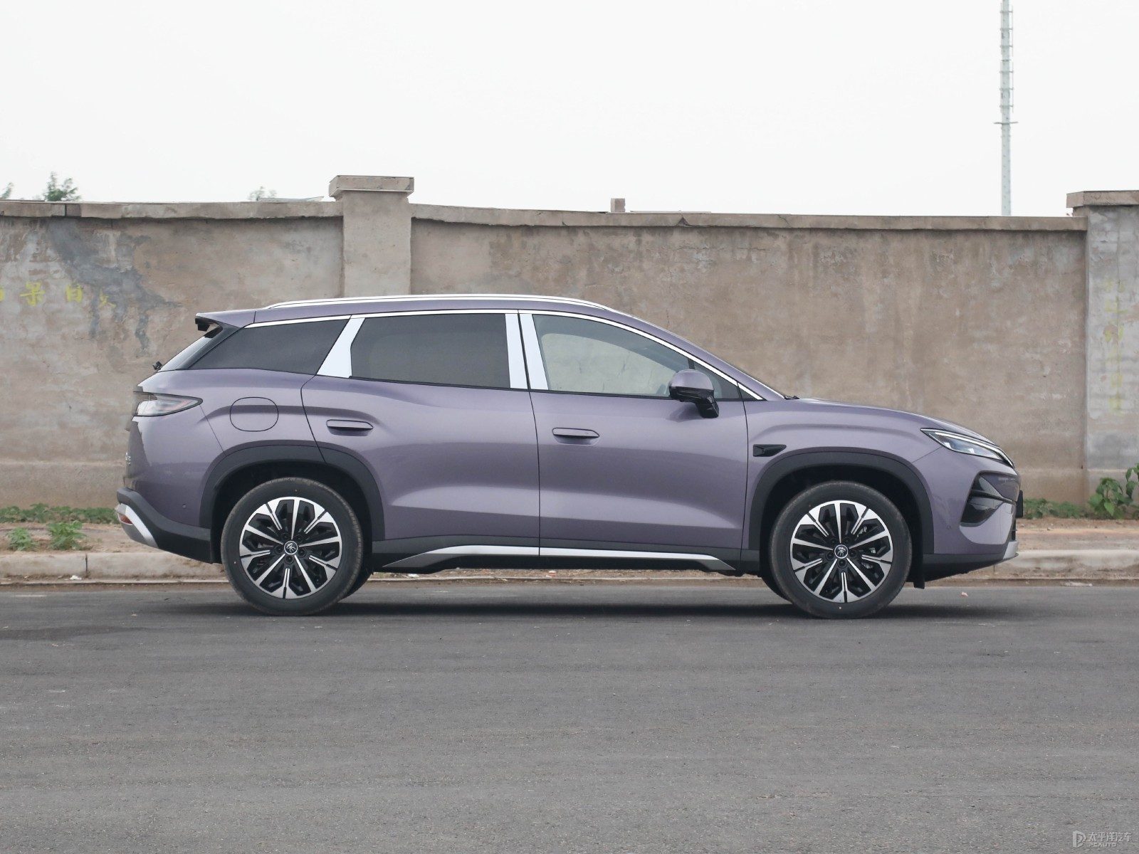 BYD Song Ultra DM-i 2026 - exterior, side left, China market