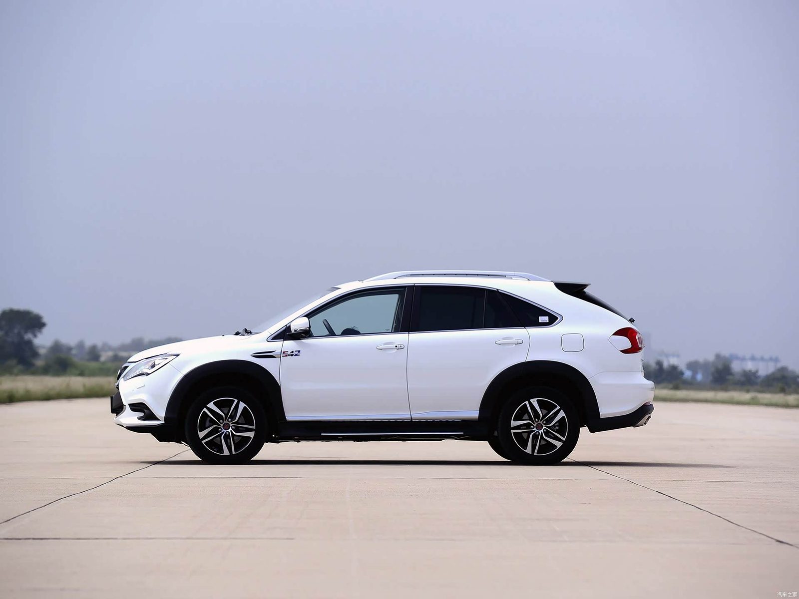 BYD Tang First Generation DM Reference 2015 - exterior, side view, china market