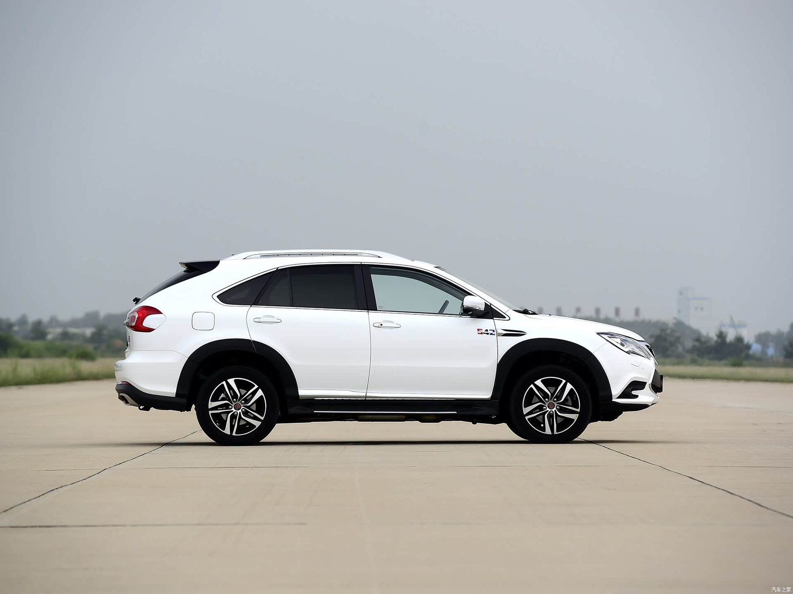 BYD Tang First Generation DM Reference 2015 - exterior, side view, china market