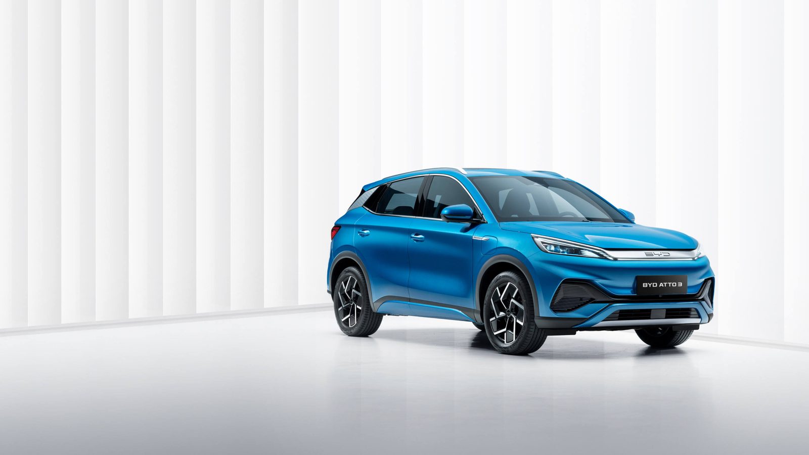 BYD Atto 3 Global First Generation 2022 - exterior, front 3q studio, global market