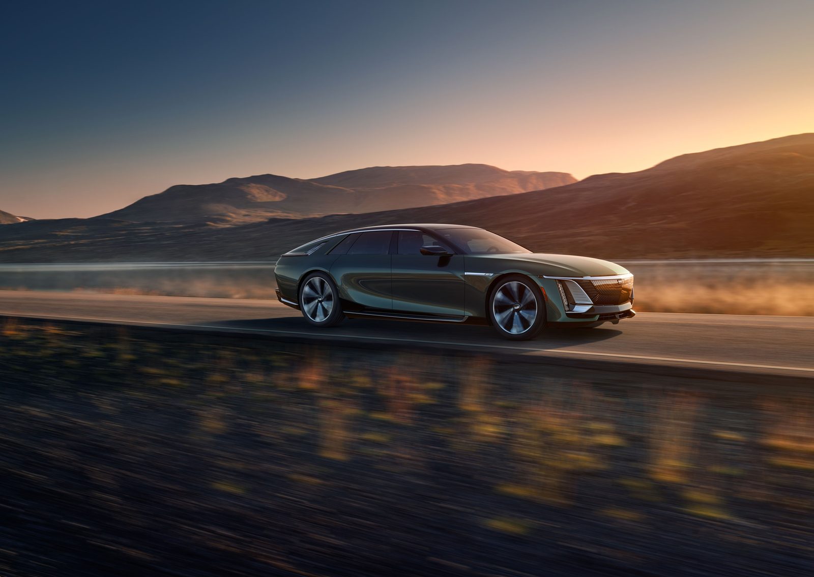 Cadillac CELESTIQ 2024 - exterior, side profile lifestyle, global market
