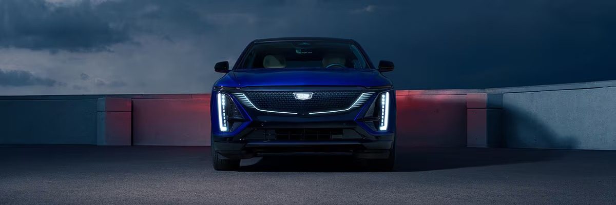 Cadillac LYRIQ 2022 - exterior, front three-quarter view, global market