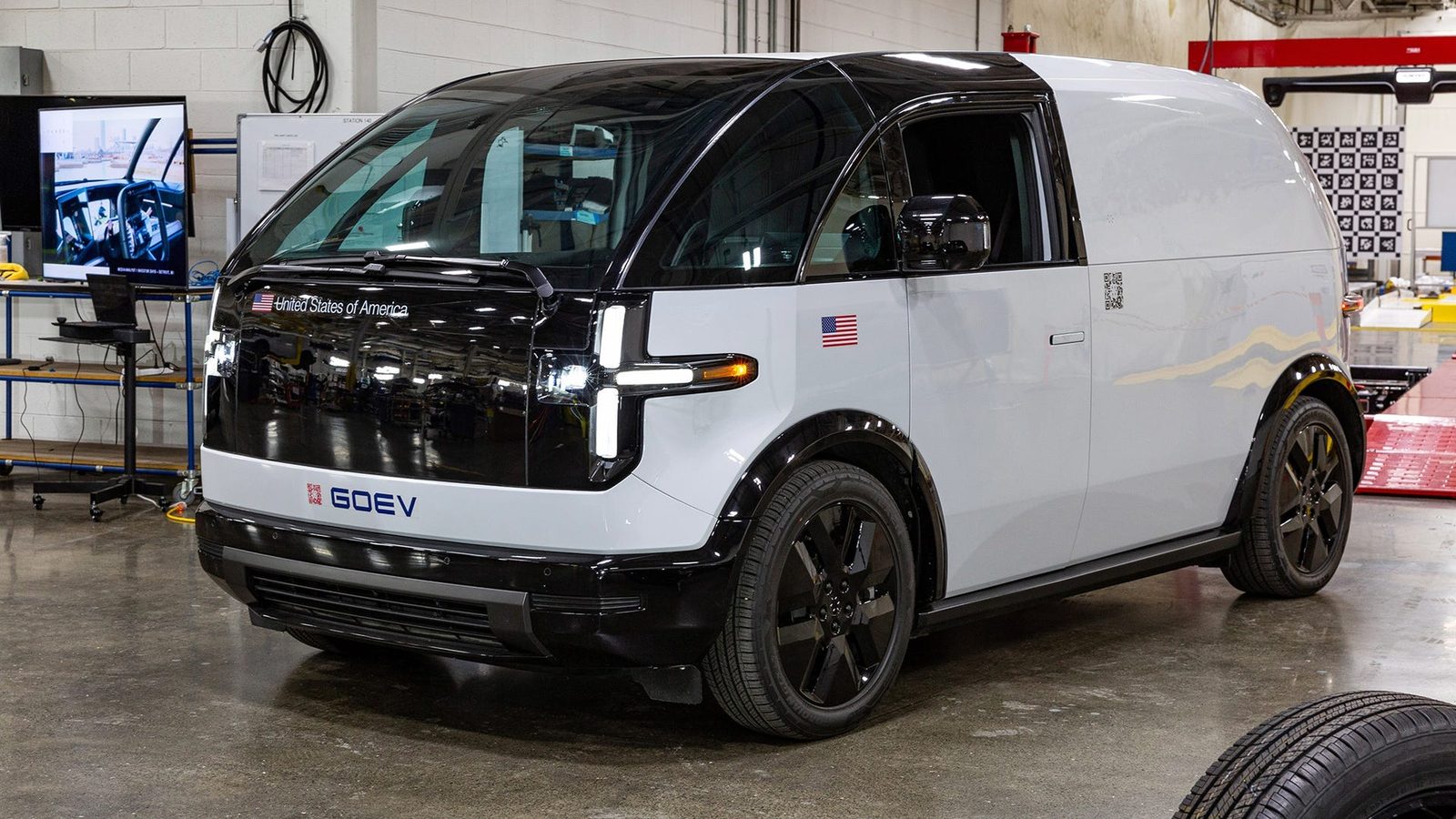 Canoo LDV 130 2024 - main model photo, exterior, front 3q fleet, us_archive_reference market