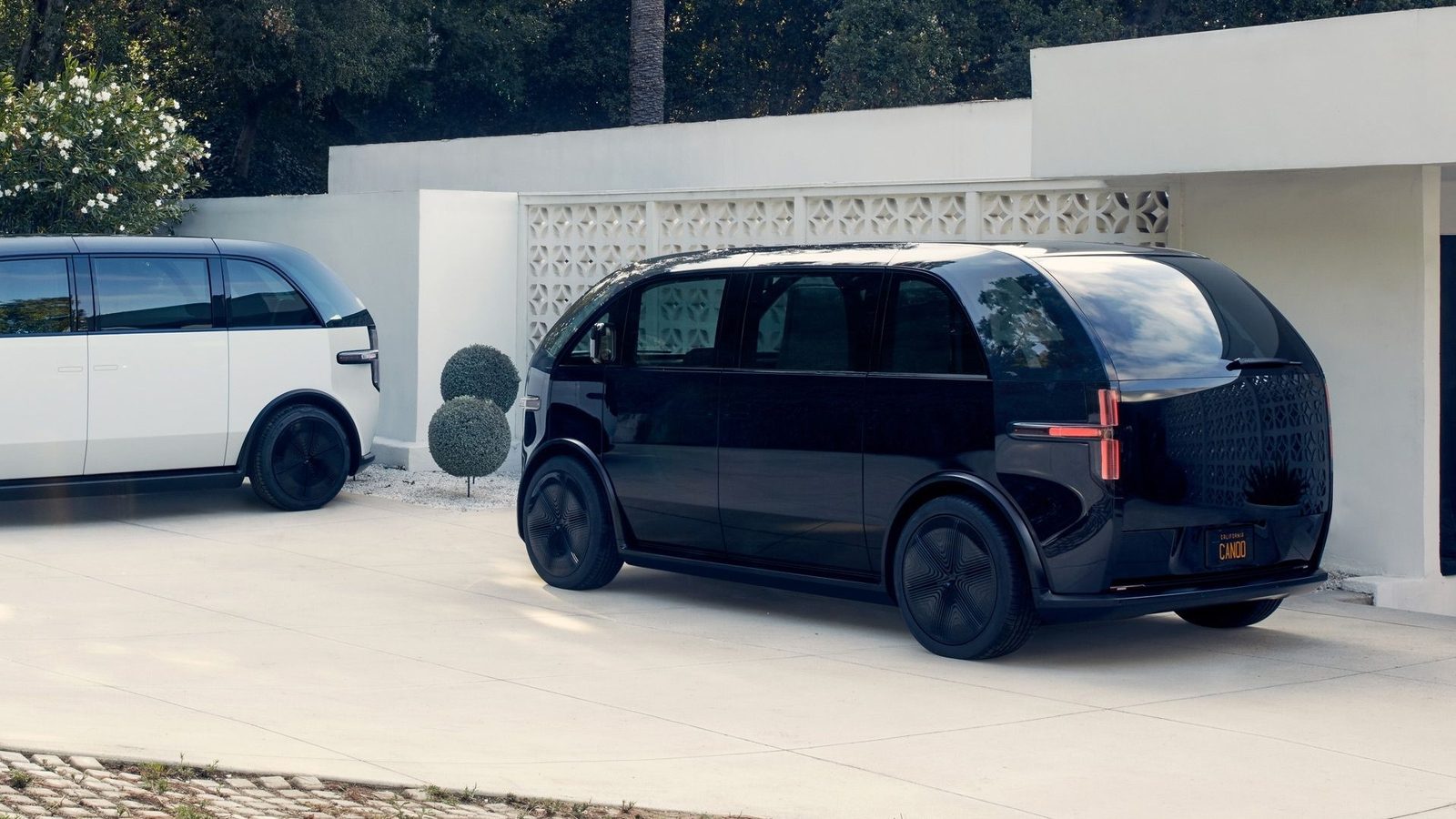 Canoo Lifestyle Vehicle 2022 - exterior, rear three-quarter view, us_archive_reference market