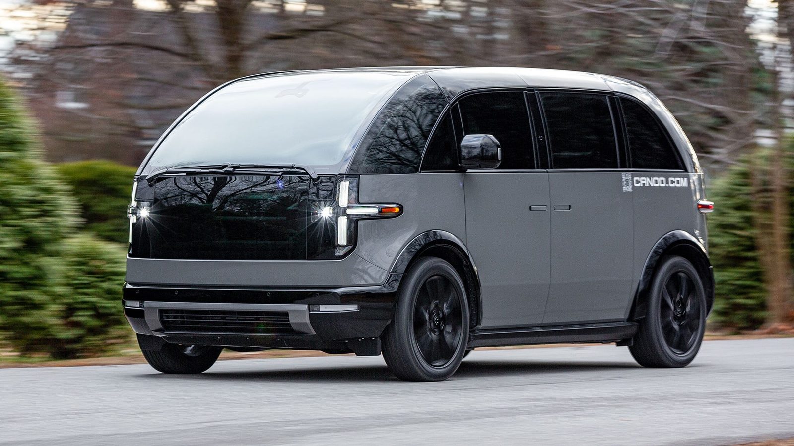 Canoo Lifestyle Vehicle 2022 - exterior, front 3q dynamic, us_archive_reference market
