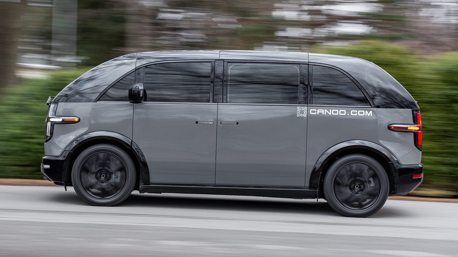 Canoo Lifestyle Vehicle 2022 - exterior, side dynamic, us_archive_reference market