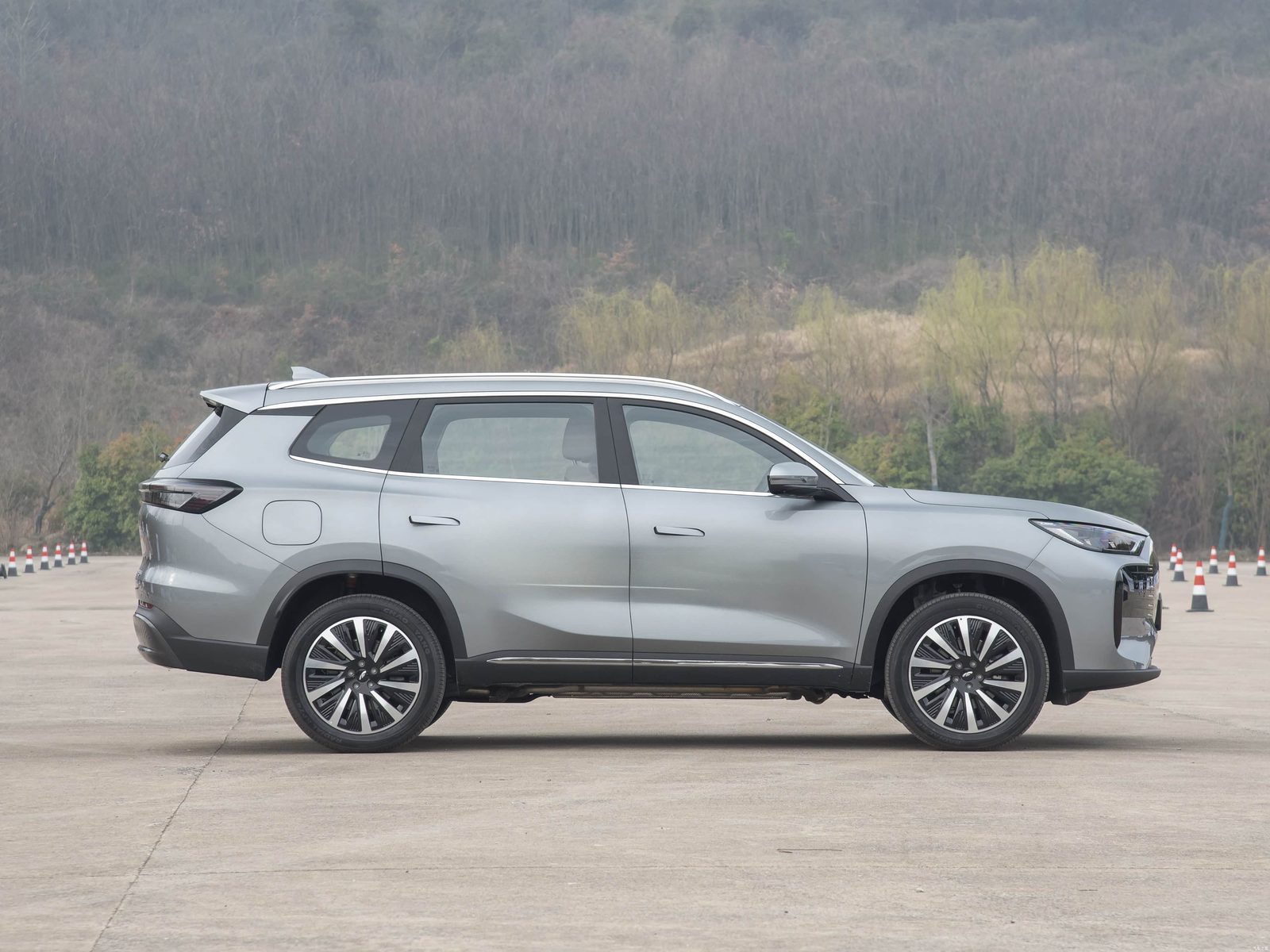 Chery Group Fulwin T8 C-DM 2025 - exterior, side opposite, China market