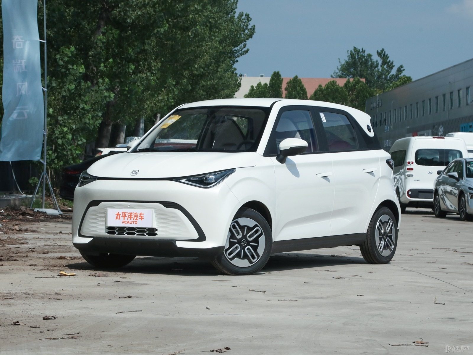 Chery Group QQ Domi 2025 — главное фото модели, экстерьер, вид спереди 3/4, рынок internal_mvp