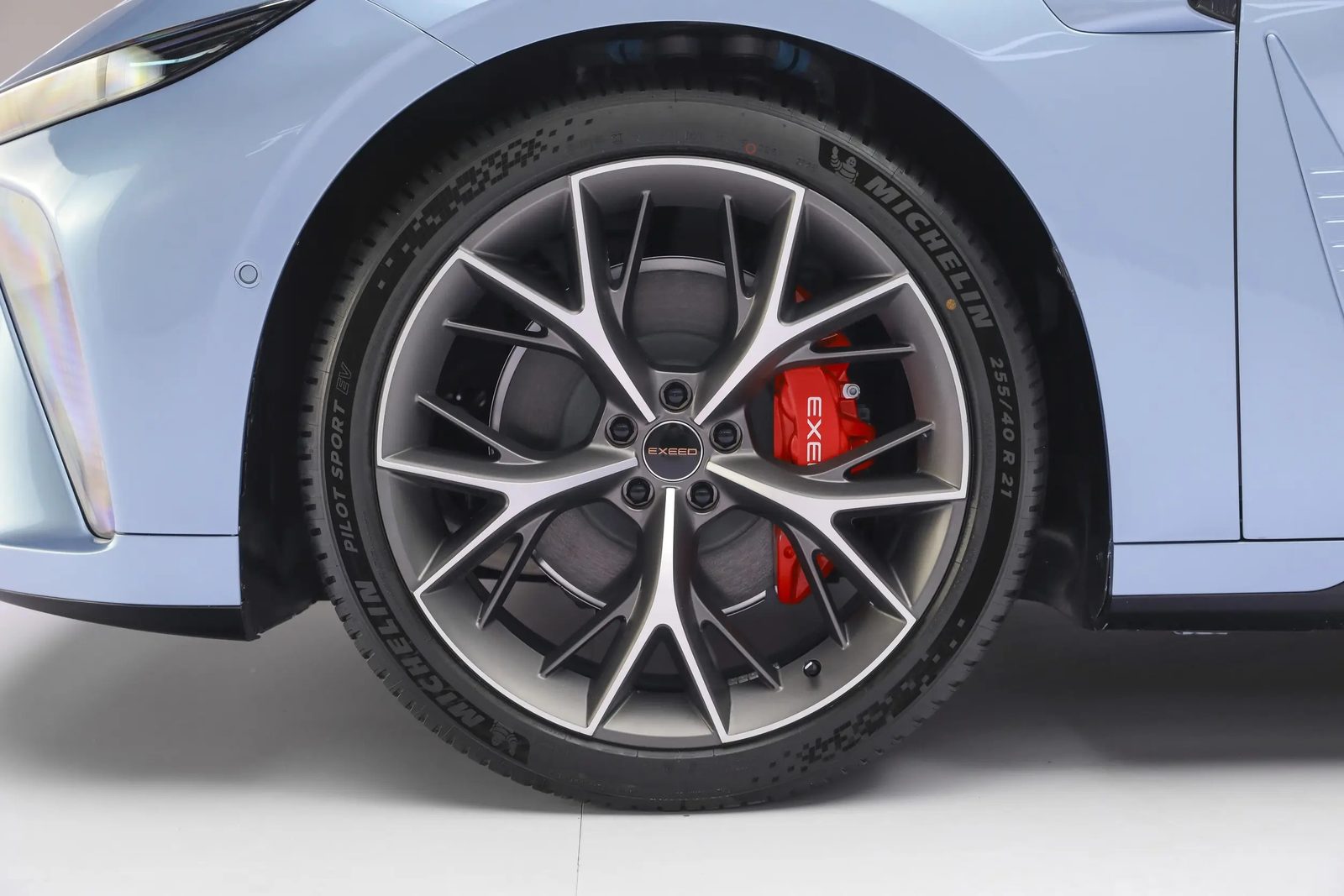 Chery Group Exeed Exlantix ES / Sterra ES EREV 2023 - exterior, wheel detail, China model-line reference market