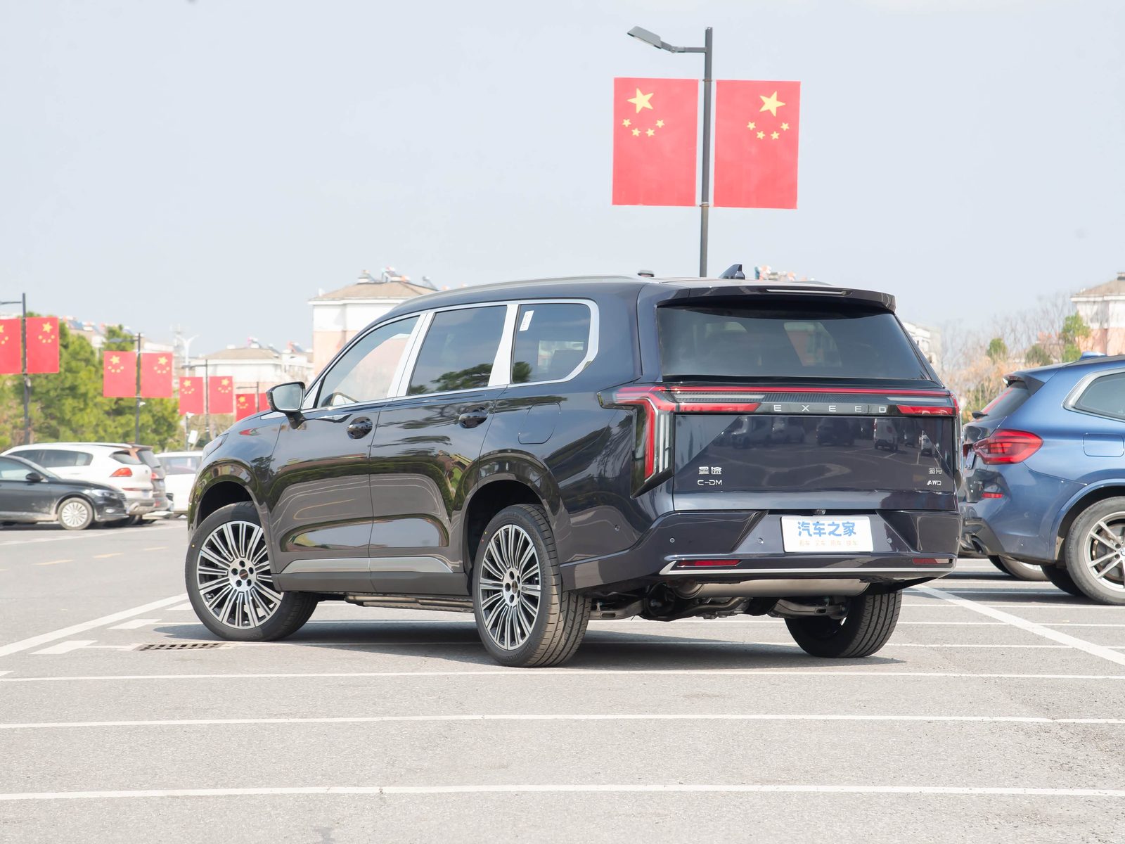 Chery Group Exeed VX C-DM 2026 - exterior, rear three-quarter view, China market