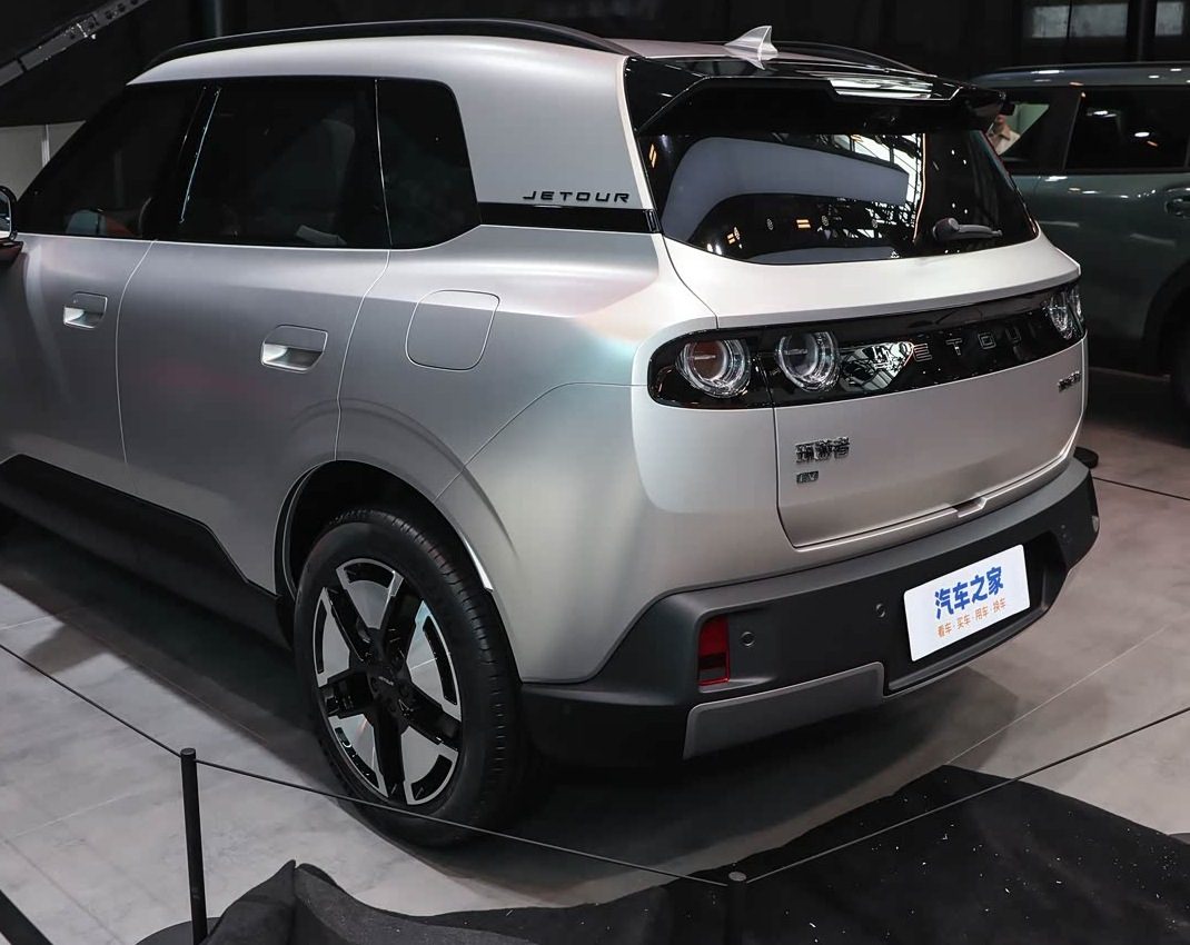 Chery Group Jetour Huanyouzhe EV 2026 - exterior, rear light detail, China 2026 pre-sale auto-show reference market