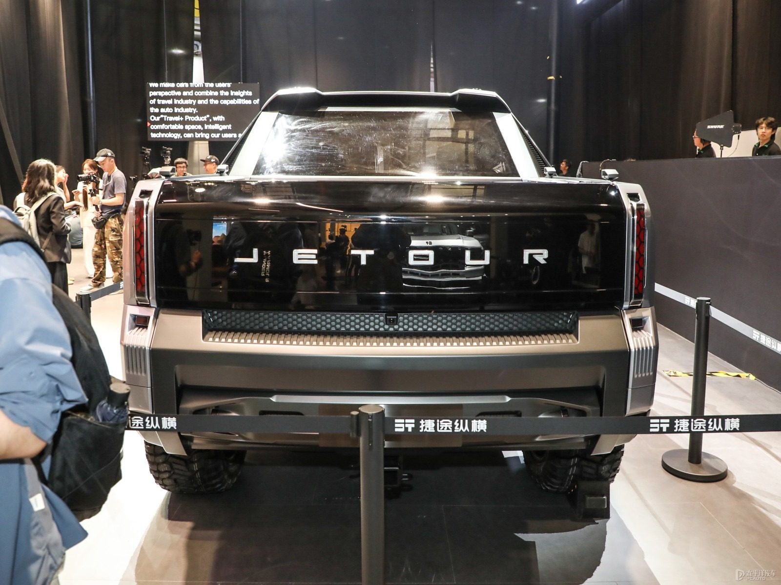 Chery Group Jetour Zongheng F700 PHEV 2026 - exterior, rear view show floor, China announced/reference market
