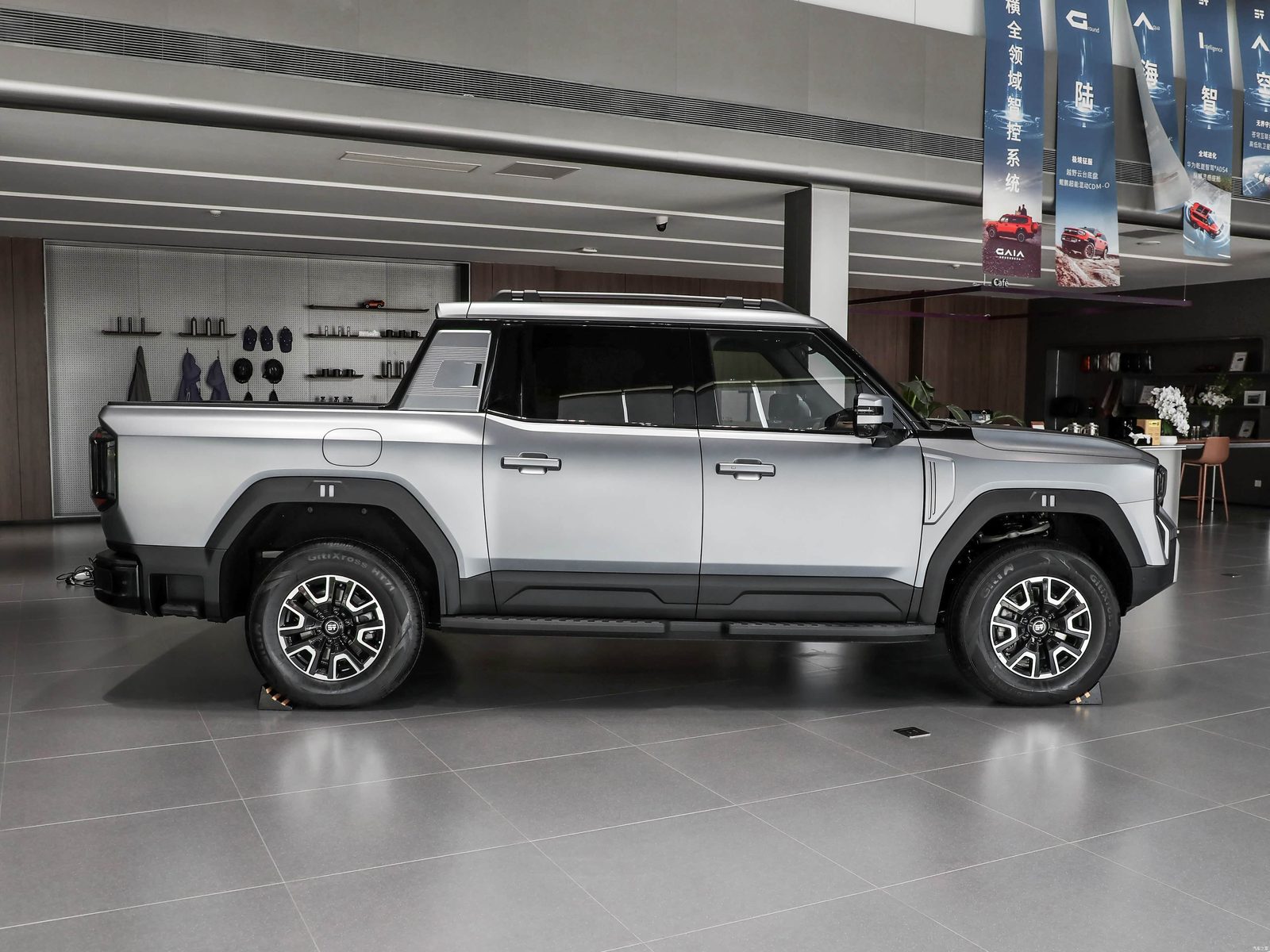 Chery Group Jetour Zongheng F700 PHEV 2026 - exterior, side profile opposite, China market