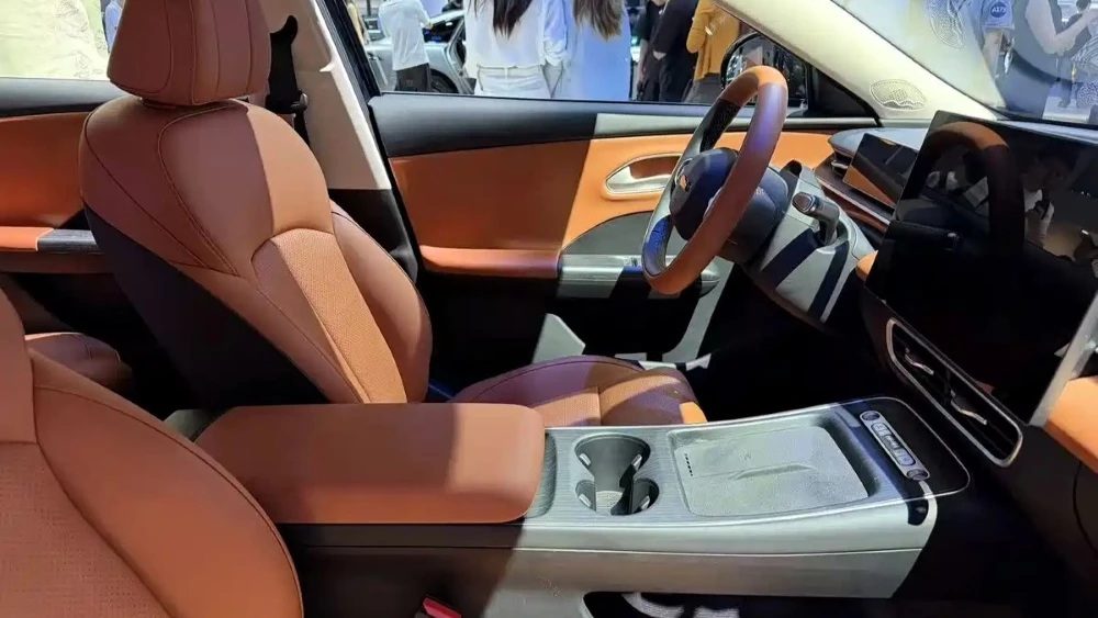Chery Group Arrizo 7 2026 - main model photo, interior, front seats, China 2026 Chengdu show market