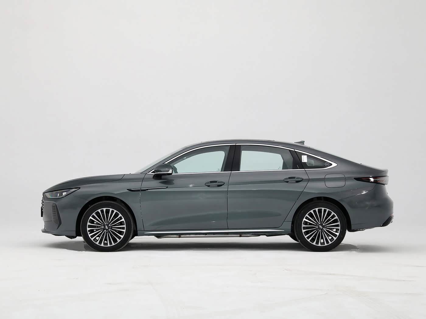 Chery Group Fulwin A8L C-DM 2024 - exterior, side profile, China retail market