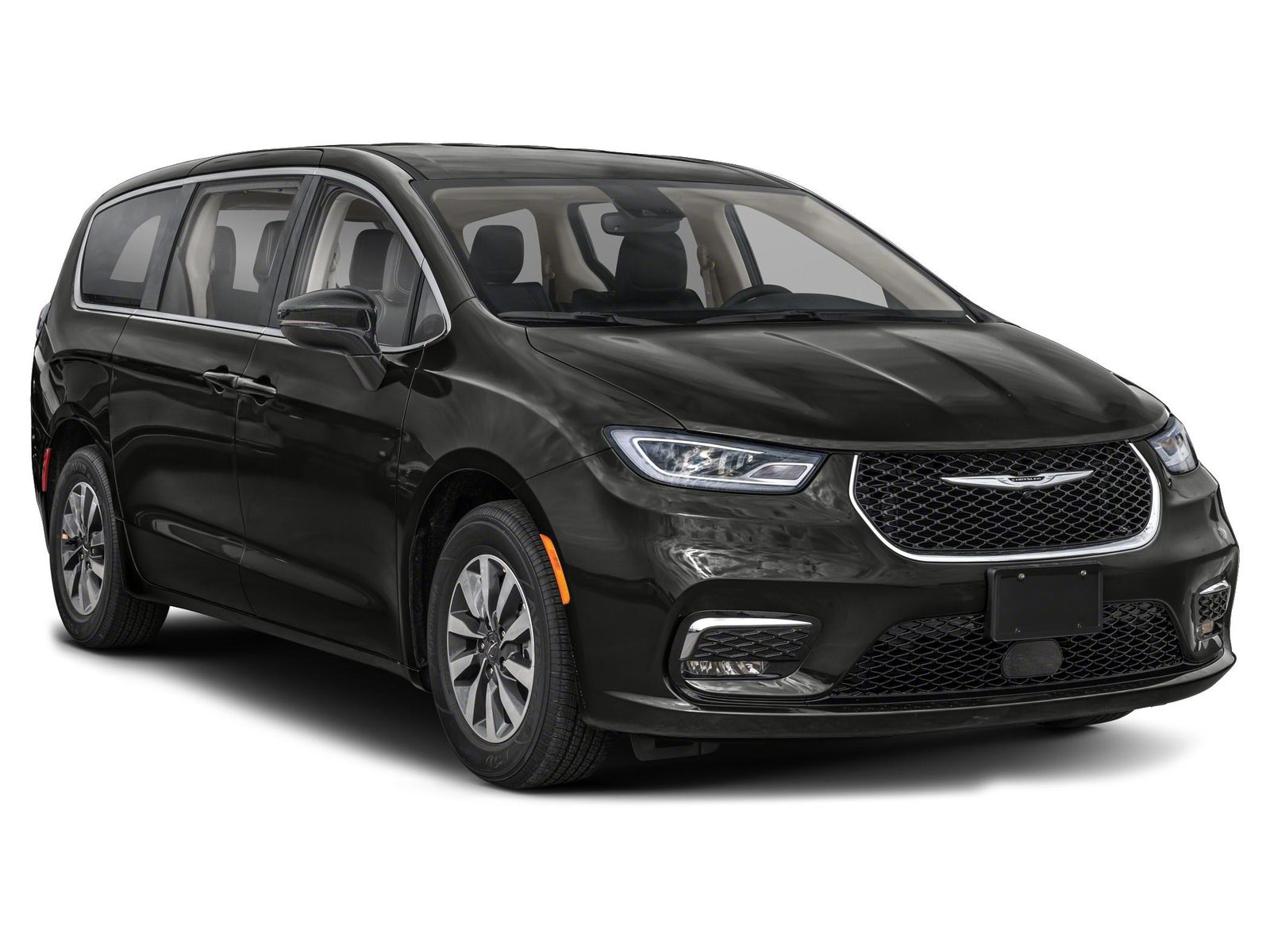 Chrysler Pacifica Plug-in Hybrid 2017 - exterior, front 3q studio right, US / EV Query only market