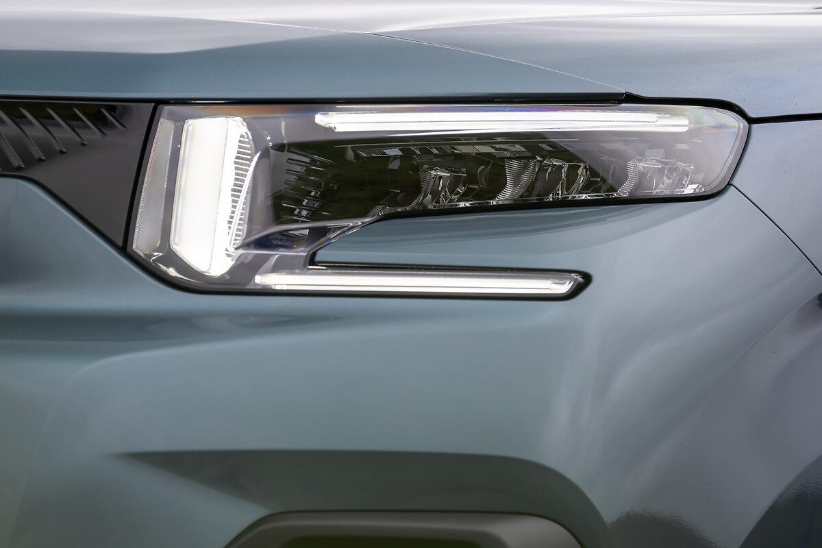 Citroen e-Berlingo 2021 - exterior, headlight detail, Europe market