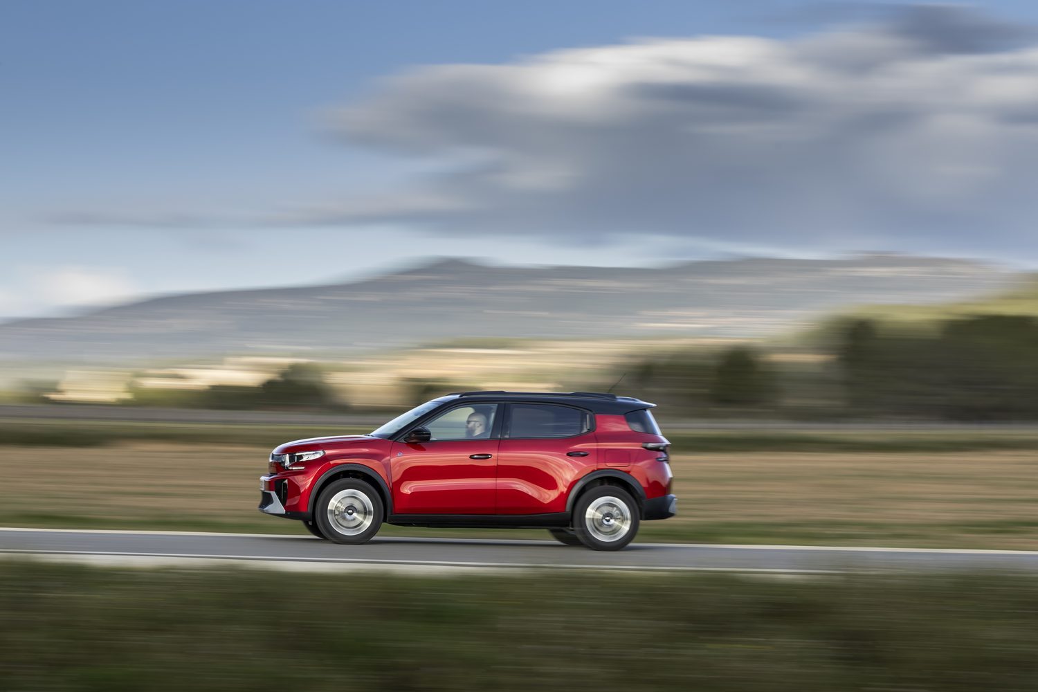 Citroen e-C3 Aircross 2024 - exterior, side view, Europe market