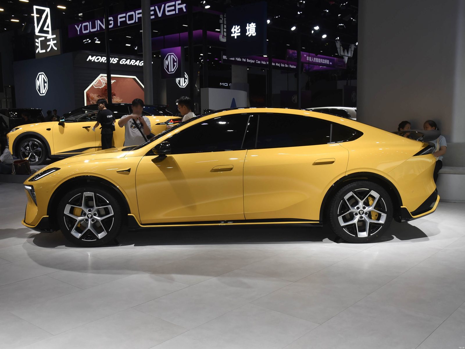 Deepal L06 Track Package Special Edition 2026 - exterior, side profile, China 2026 show reference market