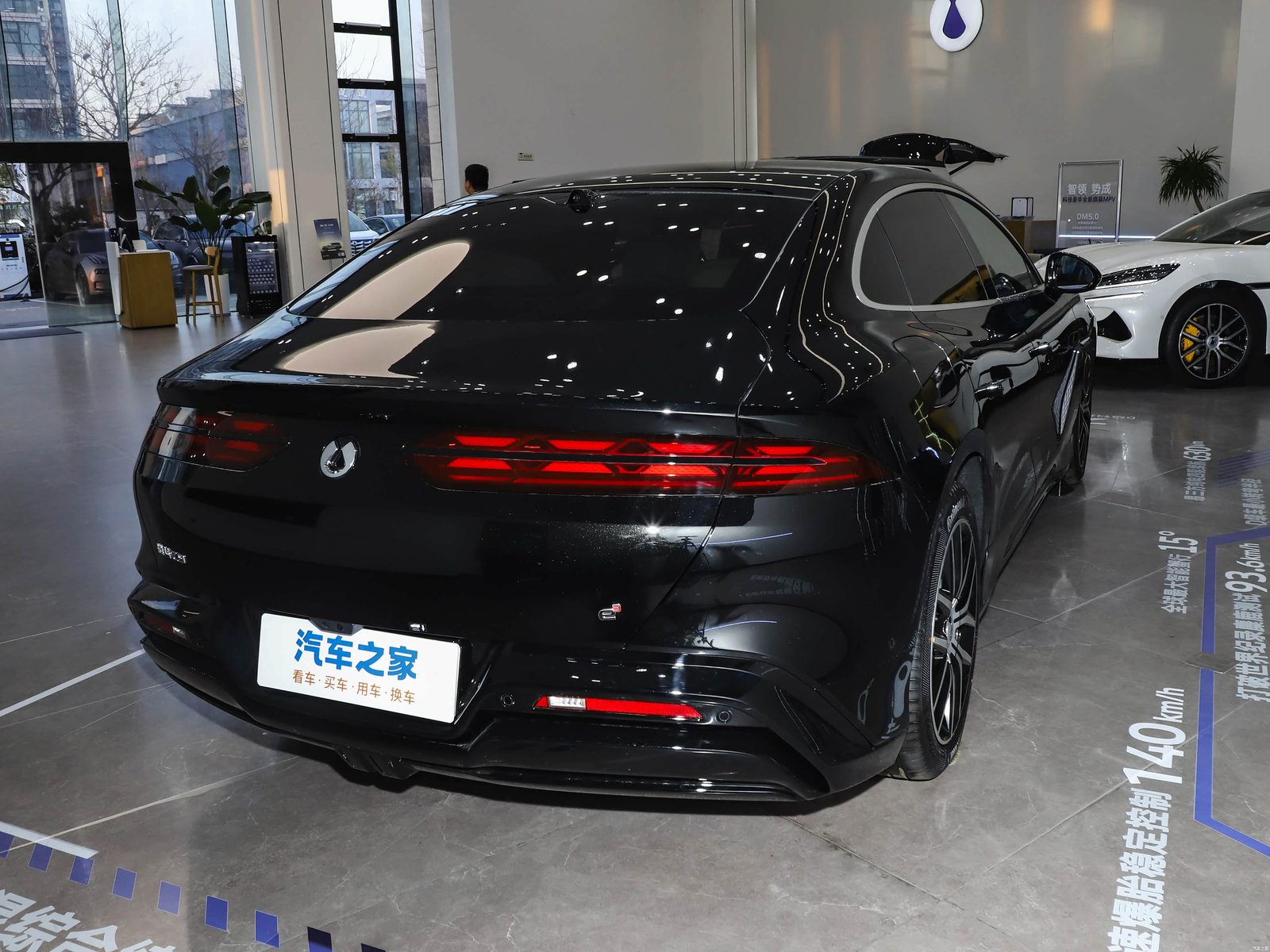 Denza Z9 EV 2024 - exterior, rear 3q opposite, China market