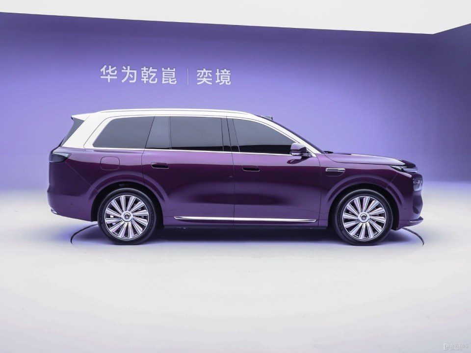 Dongfeng Yijing X9 EREV 2026 - exterior, side view, China pre-sale/watchlist market