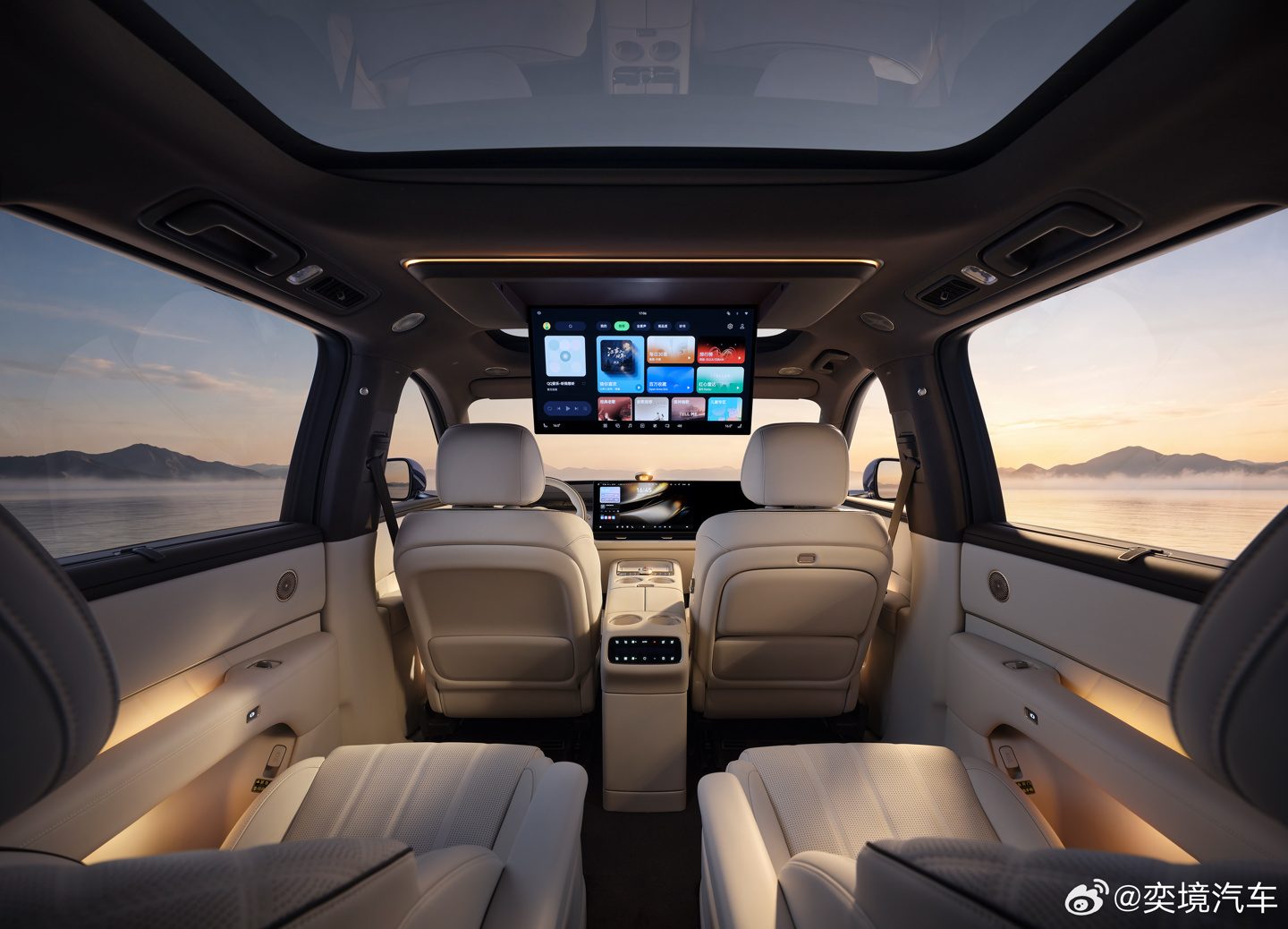 Dongfeng Yijing X9 EREV - interior, rear cabin wide