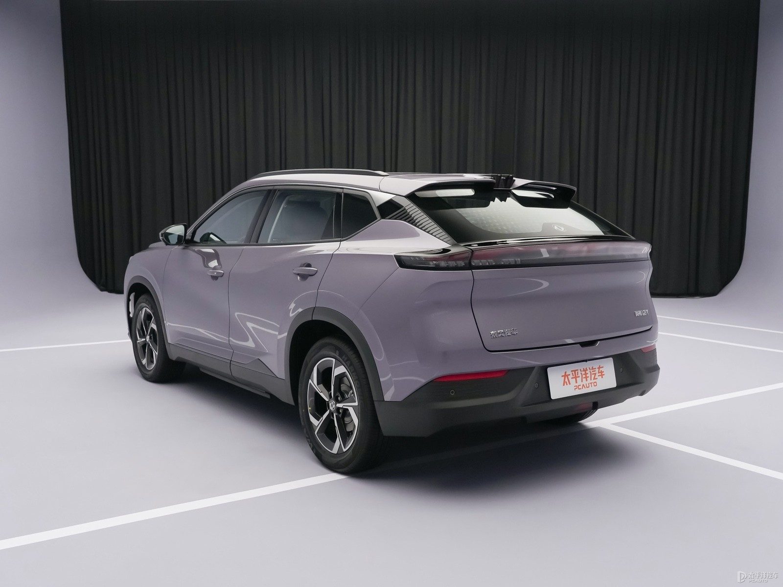 Dongfeng Fengshen L8Y EV - exterior, rear side, China market