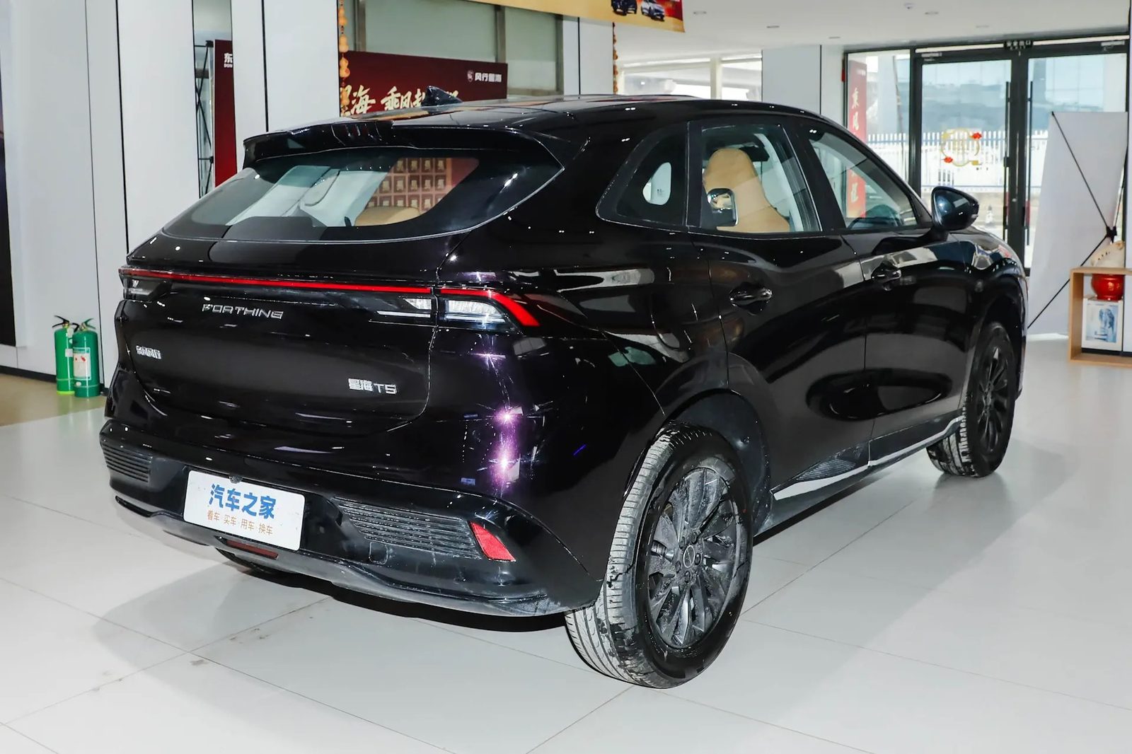 Dongfeng Forthing Xinghai T5 EV 2026 - exterior, rear three-quarter view