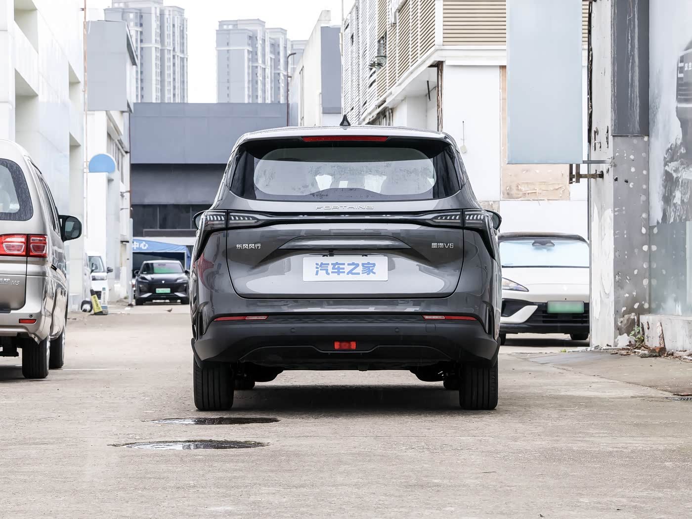 Dongfeng Forthing Xinghai V6 EV 2026 - exterior, rear view, China retail market