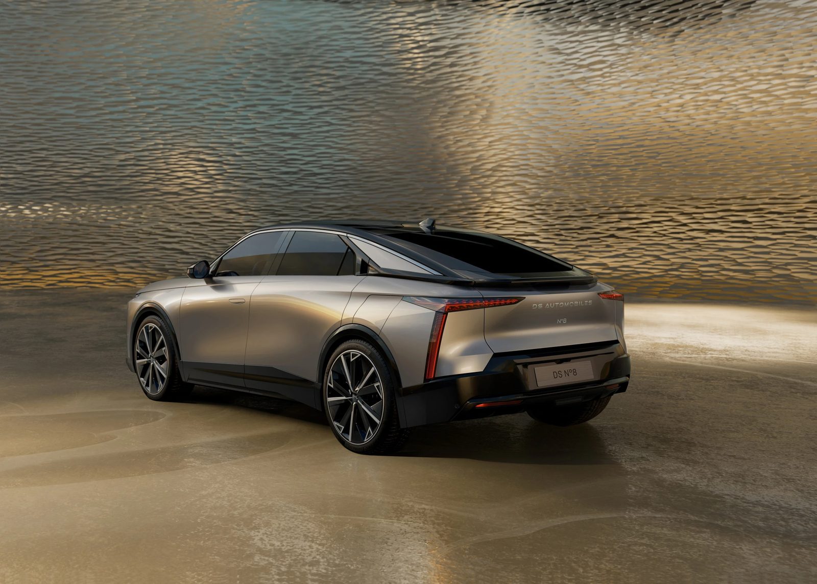 DS Automobiles DS N°8 2025 - exterior, rear three-quarter view, Europe / EV Query only market