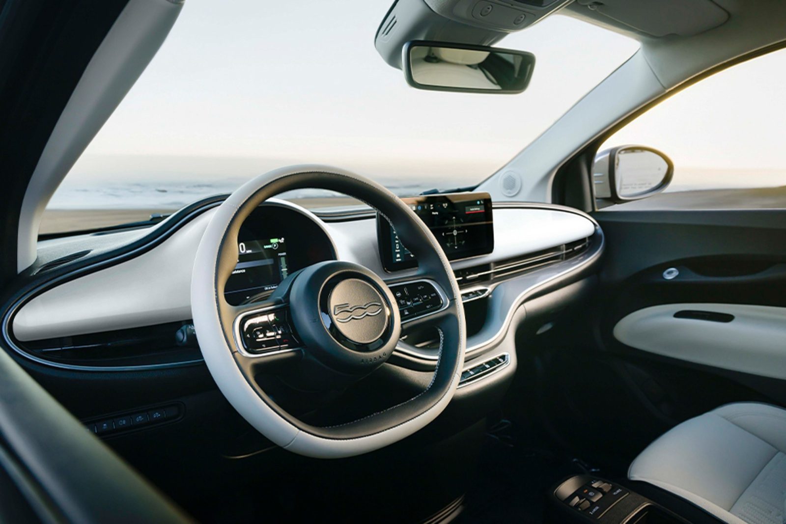 Fiat 500e 2020 — интерьер, второй ряд сидений, рынок internal_mvp