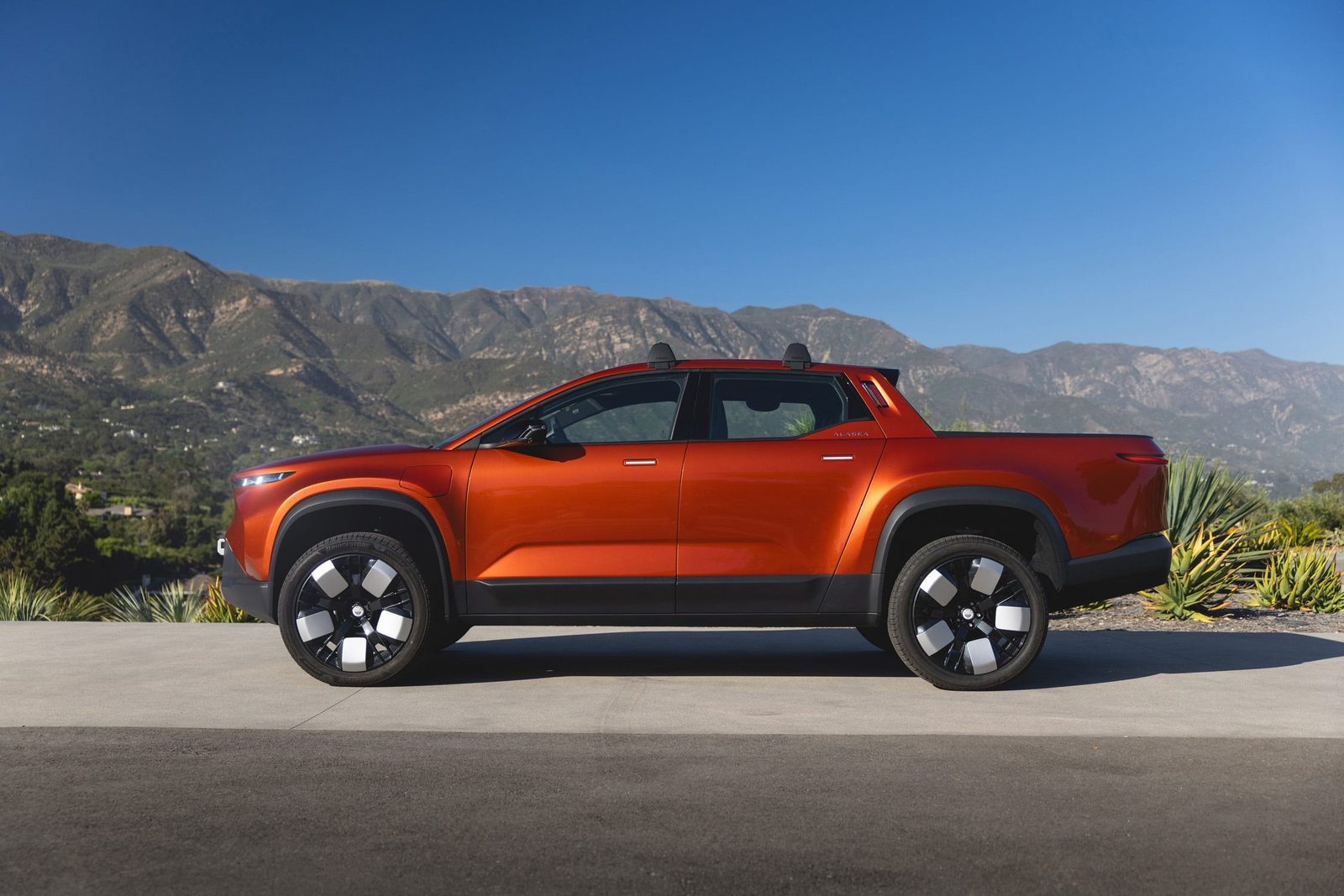 Fisker Alaska 2025 - exterior, side profile, US/global cancelled pre-production reference market